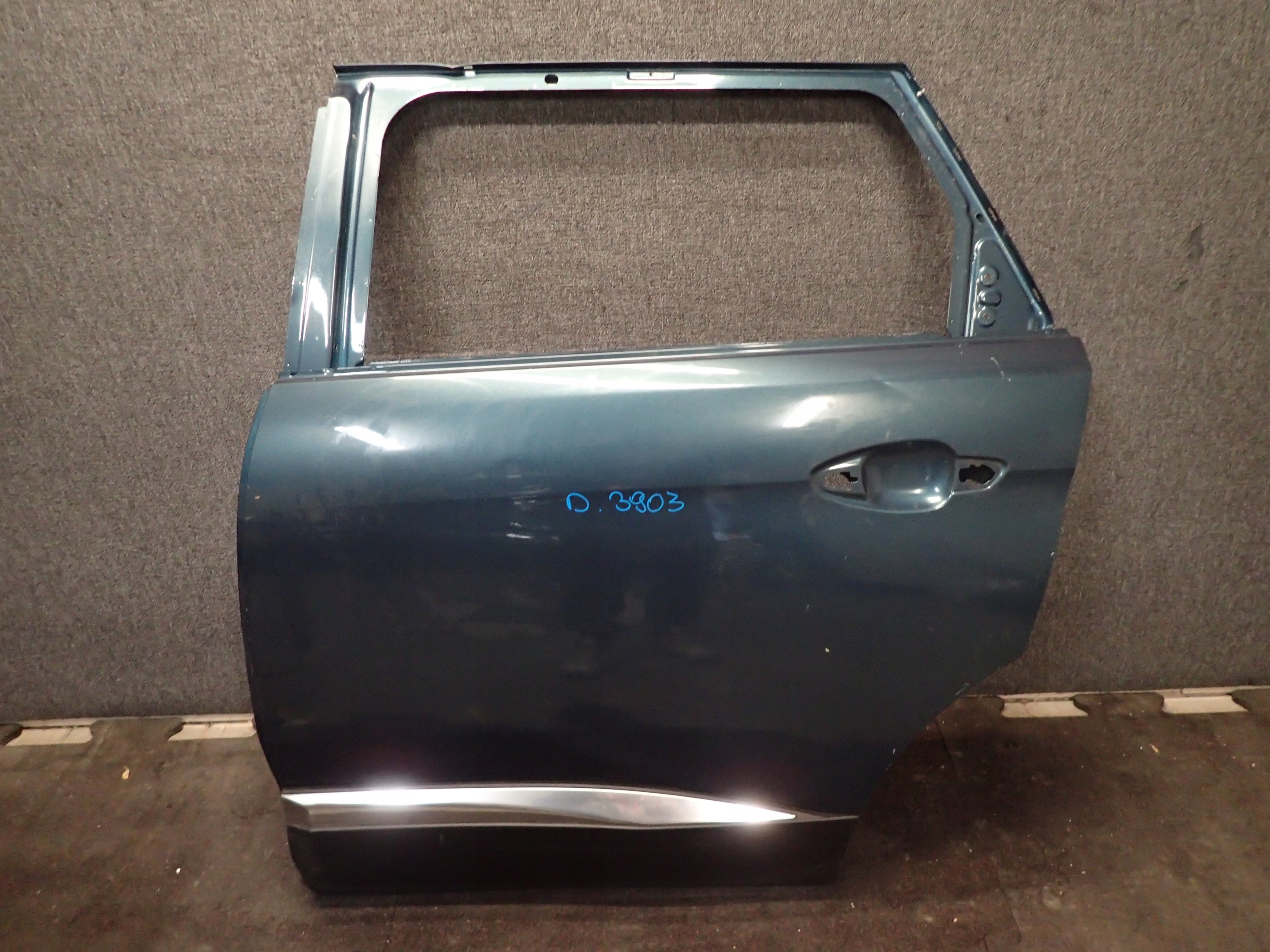 DRZWI TYŁ LEWE PEUGEOT 5008 II 2 16-