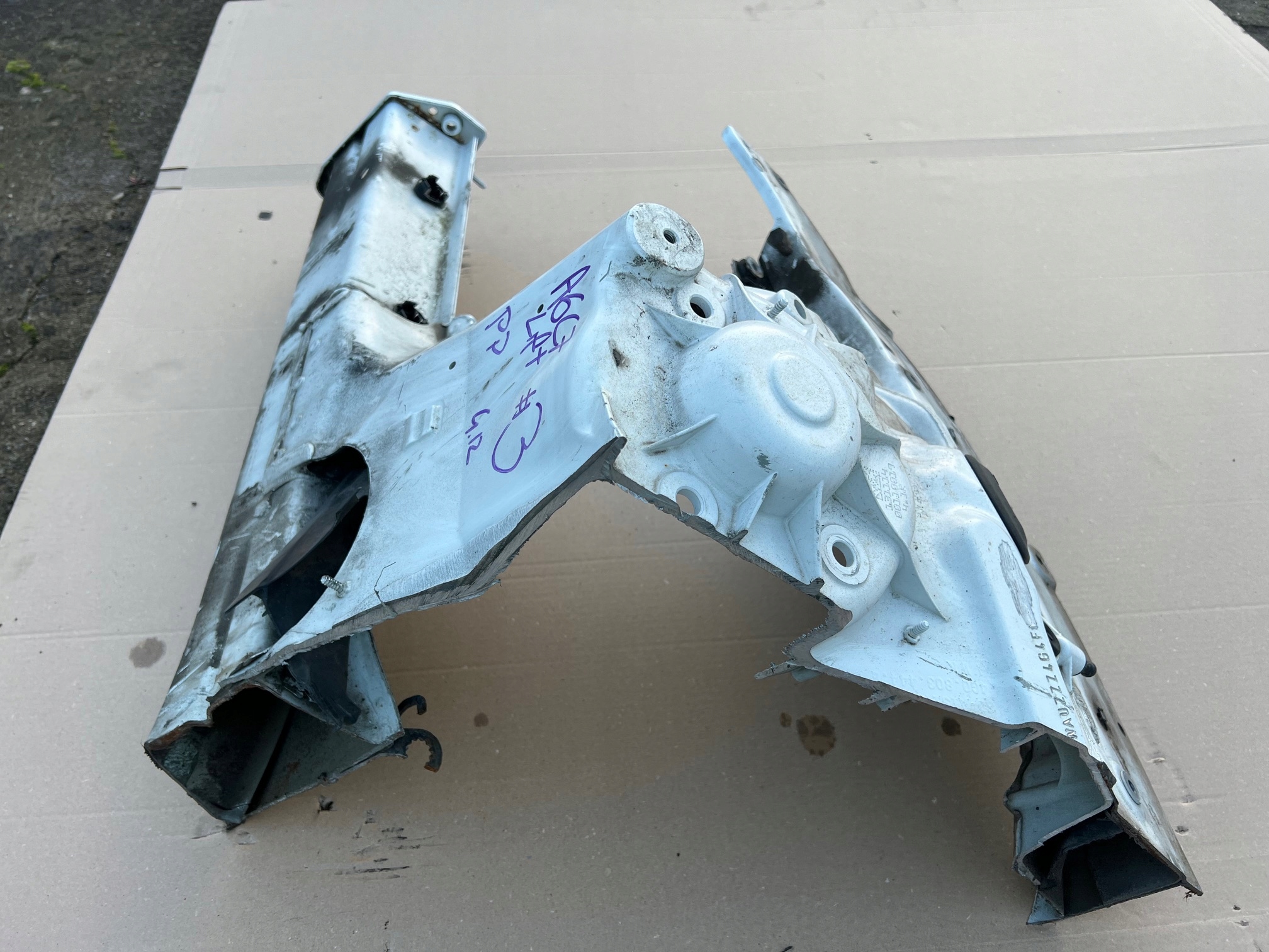 AUDI A6 C7 LIFT quarter quarter right placement FARTUCH NOSEK right front