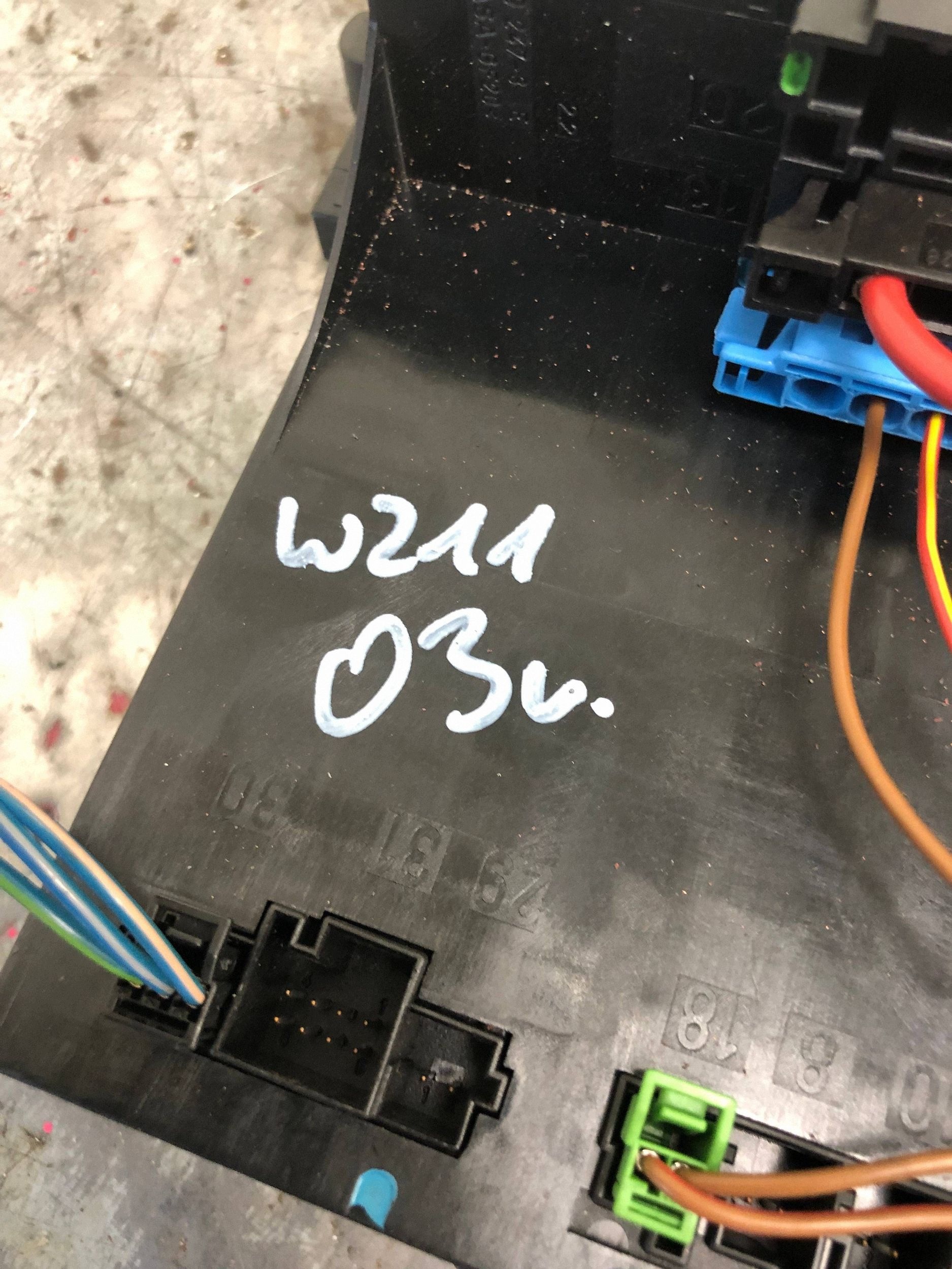 module control unit KOMFORTU MERCEDES W211 0025459901