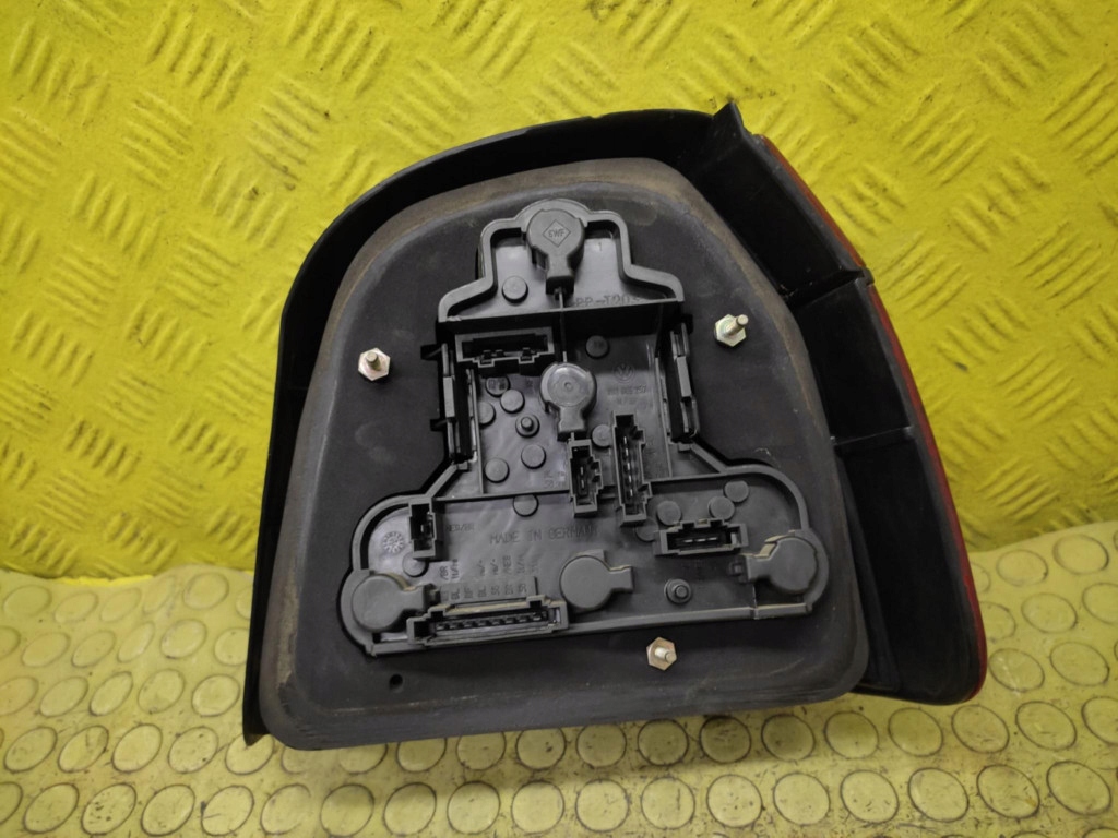 VW GOLF III Licht links heck