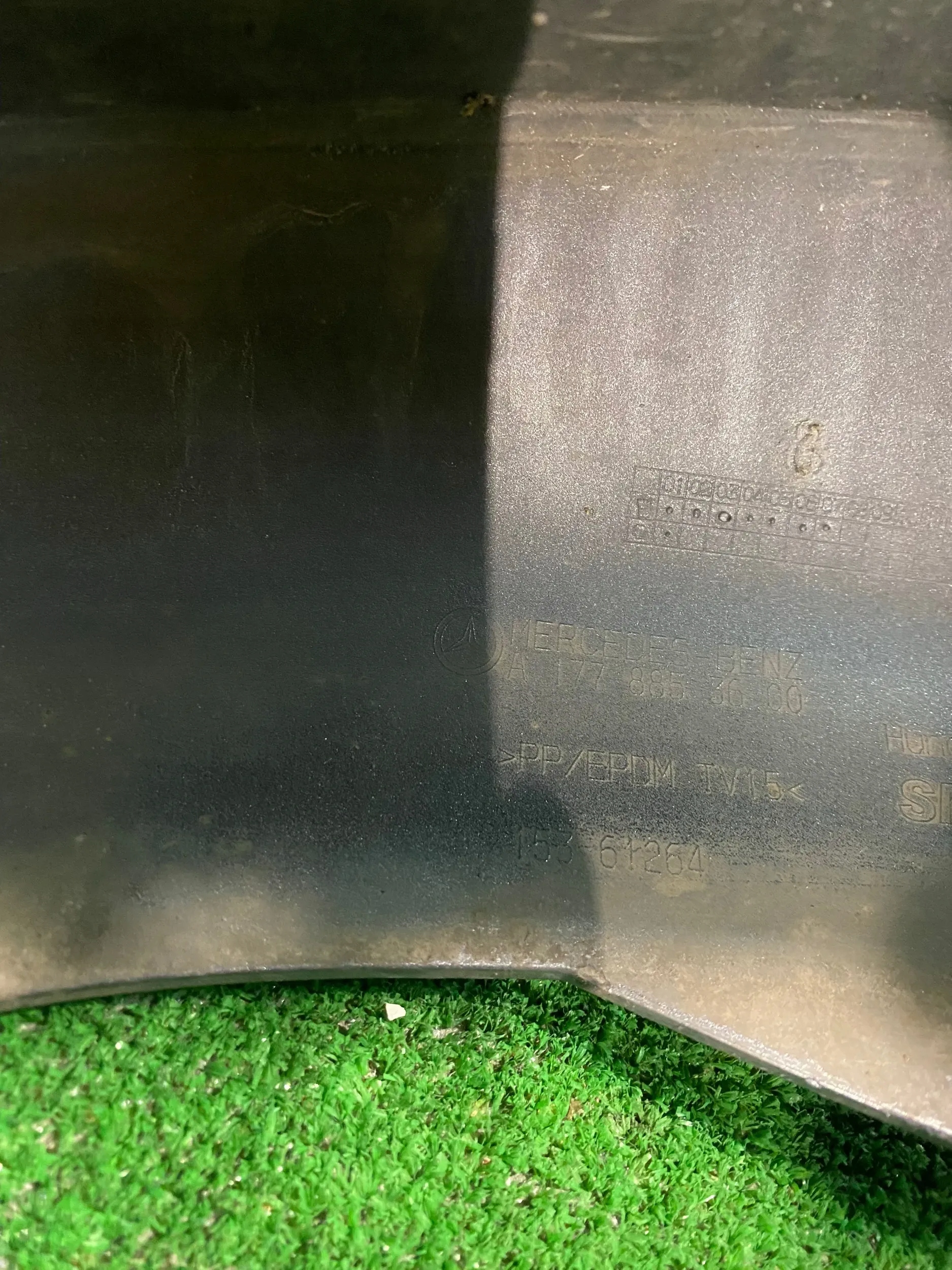 Frontstoßstange vorne MERCEDES A-KLASA W177