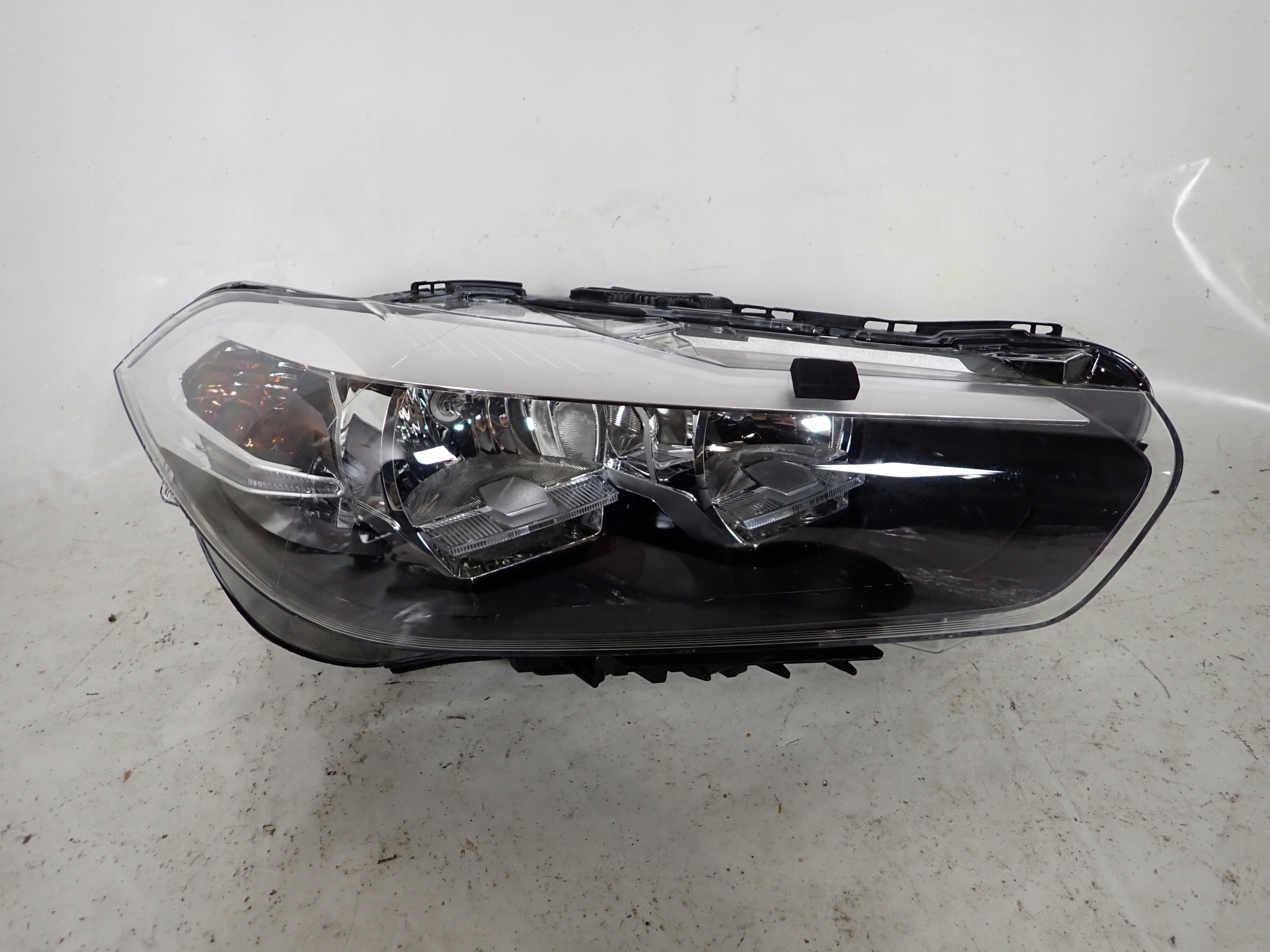 BMW X2 F39 17- light right front front