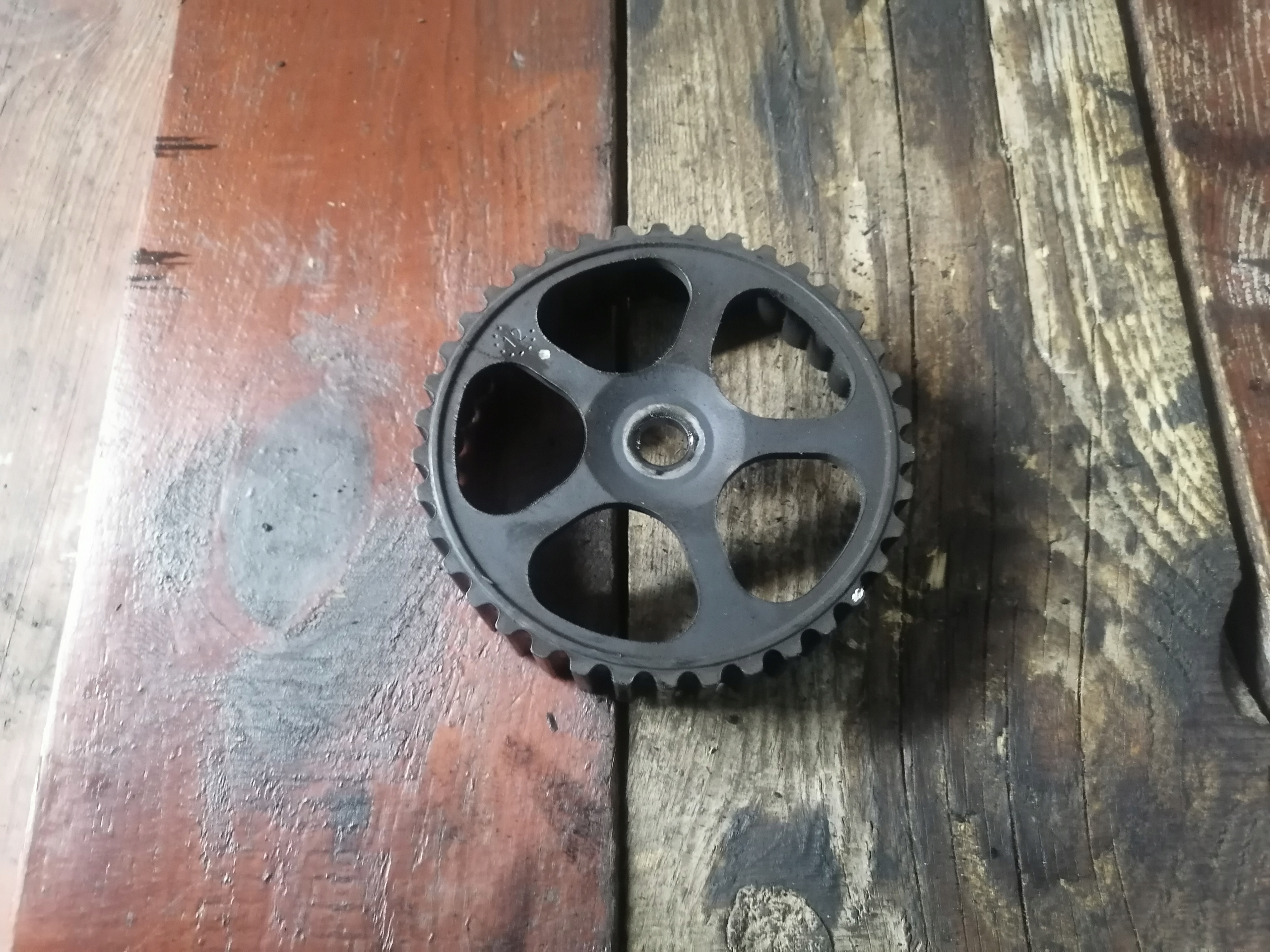 roue de la distribution a17dtr OPEL CORSA D ASTRA H ZAFIRA