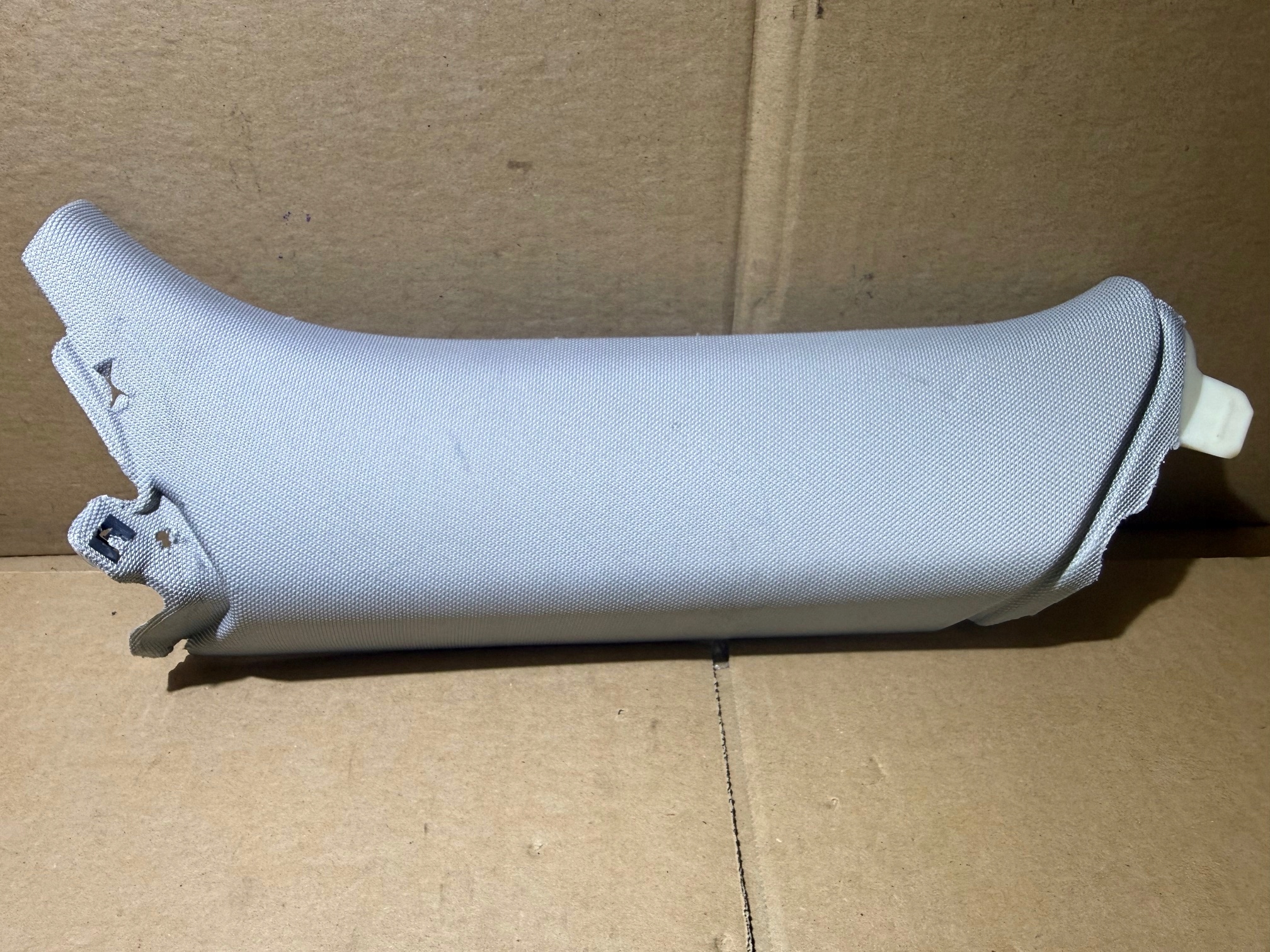 AUDI A6 C8 AVANT side right cover right SLUPKA 4K9867288
