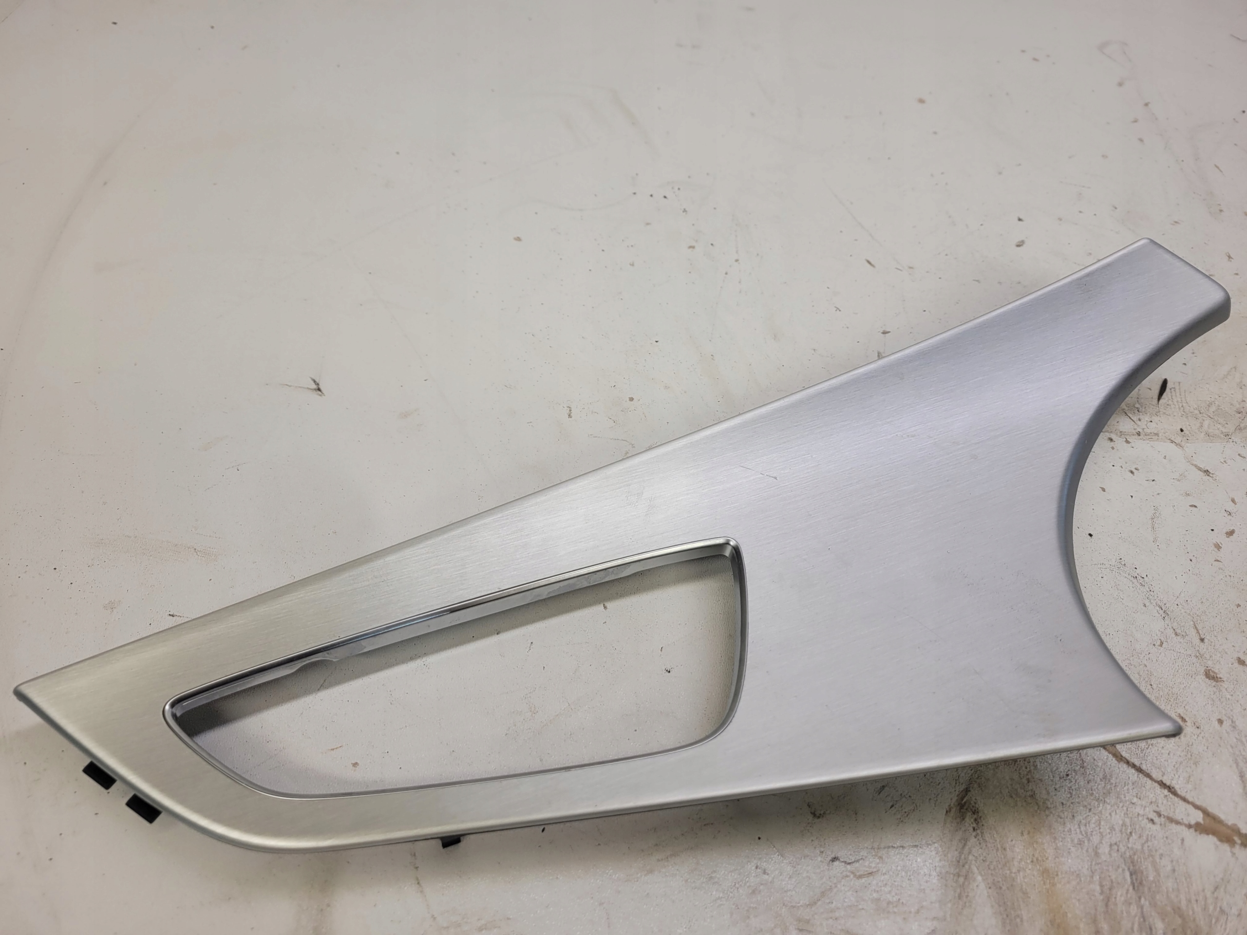moulding DEKOR door AUDI A7 4G left front 4G8867409
