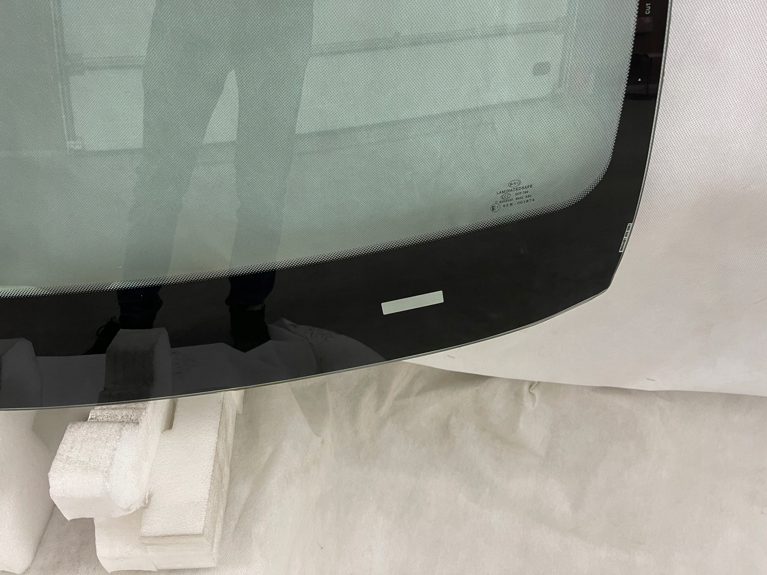 SZYBA CZOŁOWA MERCEDES S-CLASS W221 2005-2013 Producent części BSG