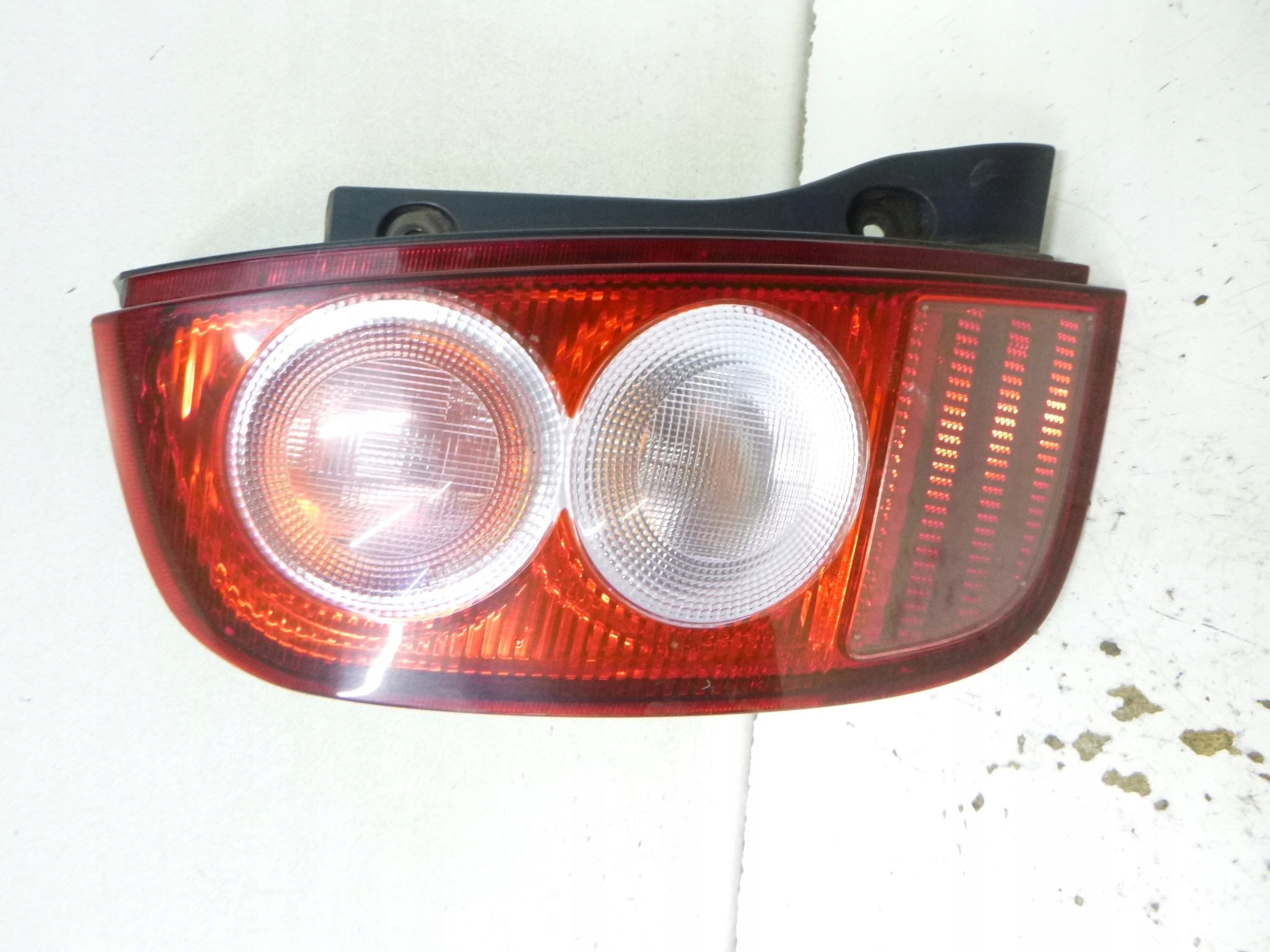 light rear left Nissan Micra K12 2004r.