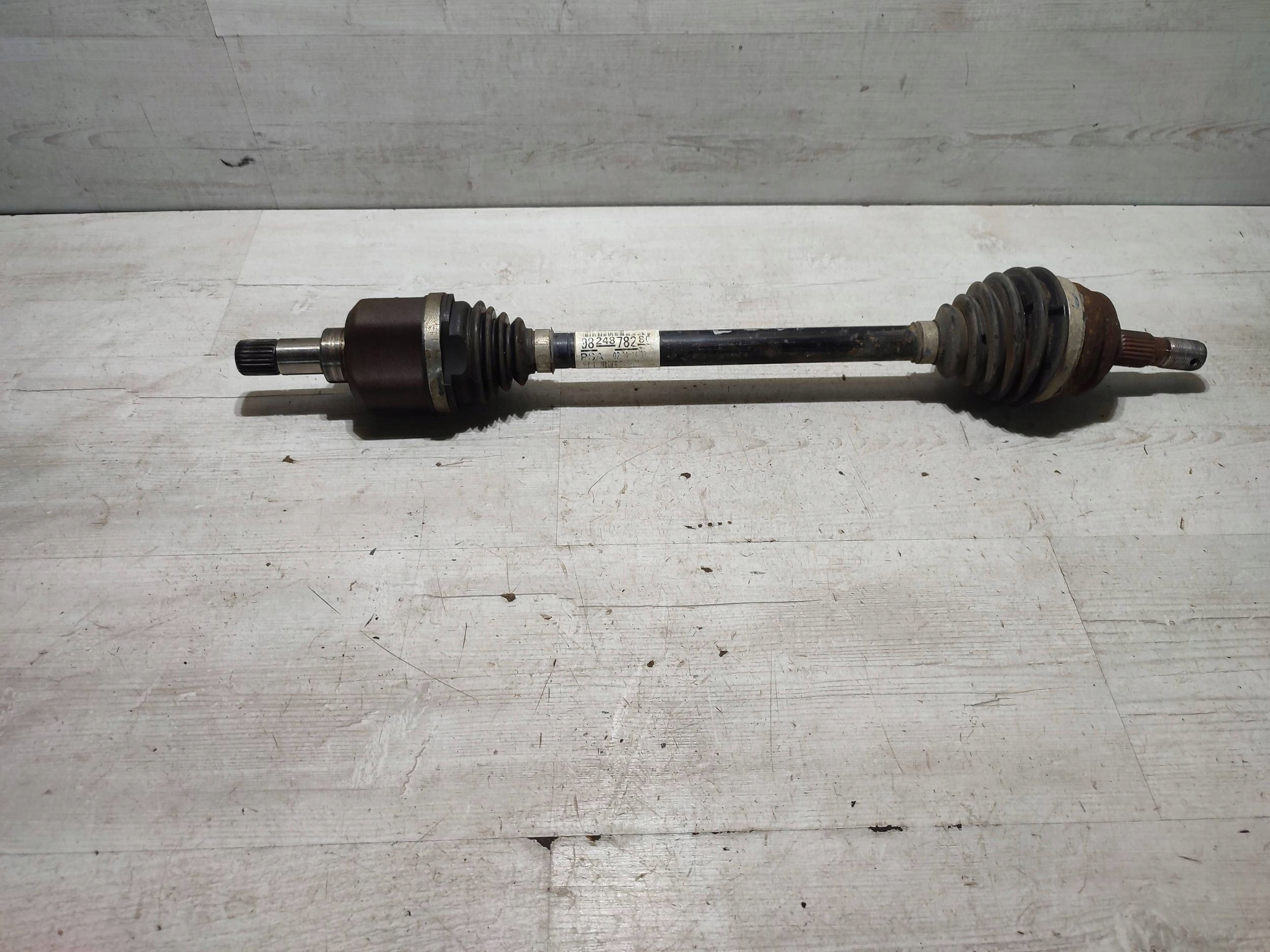 Peugeot 2008 II 2020 left side semi-axis front