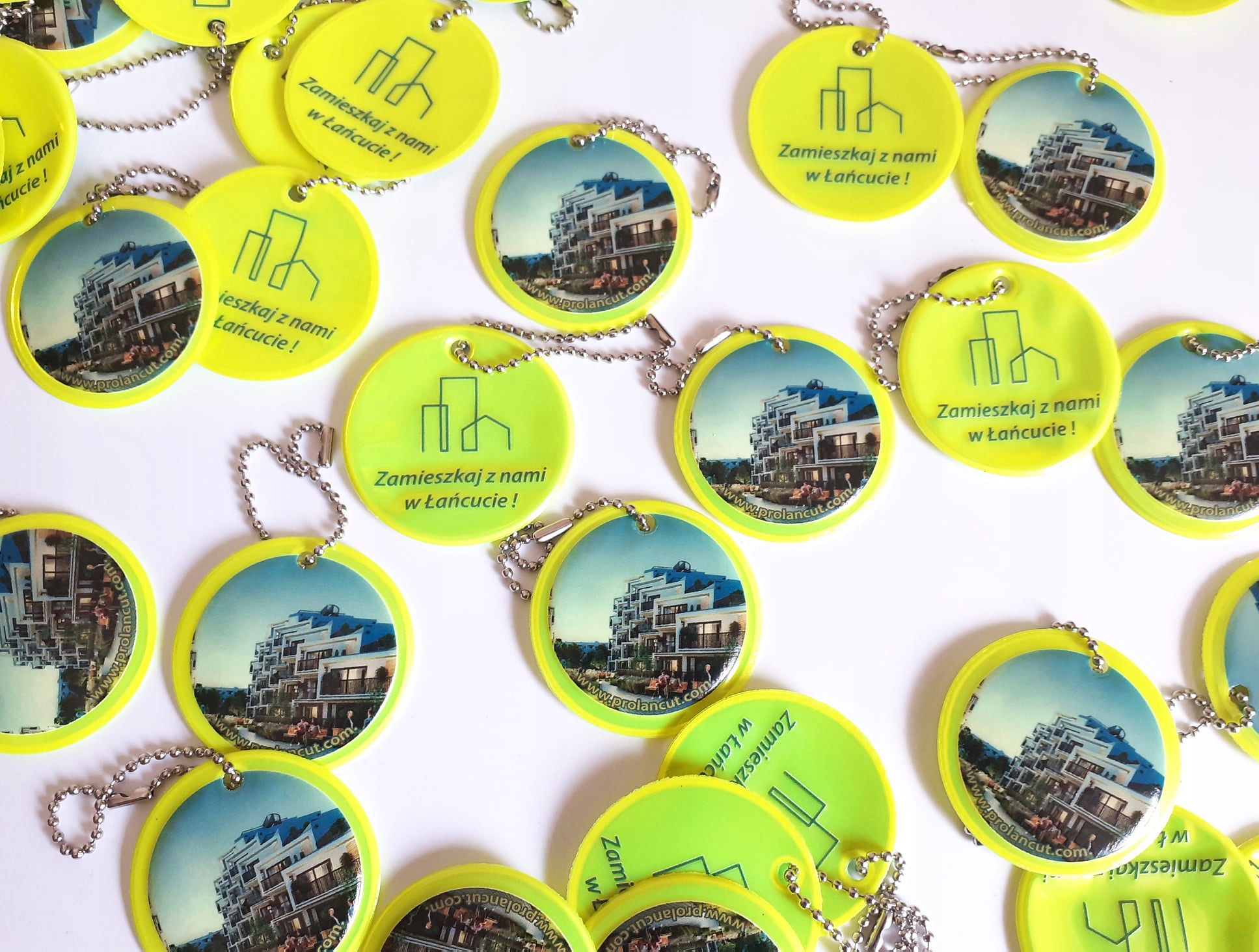 Zawieszka, brelok odblask z nadrukiem logo 100 szt Kod producenta 010