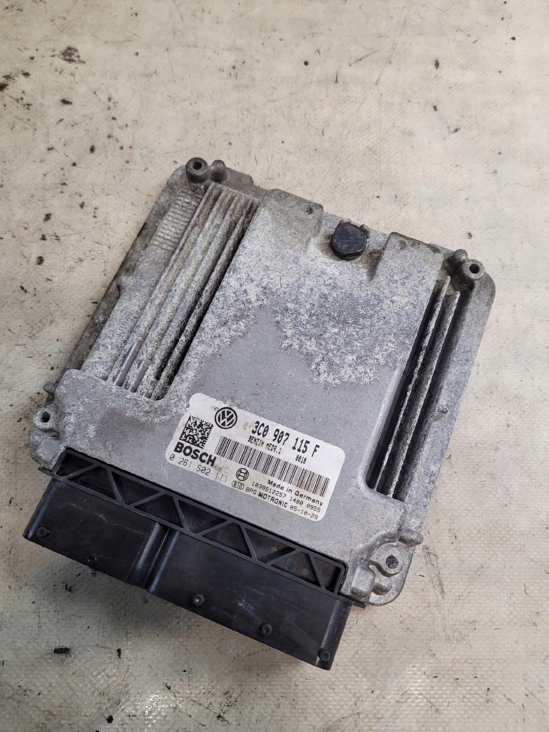 control unit computer of the engine OE 3C0907115F VOLKSWAGEN PASSAT B6 2.0TSI
