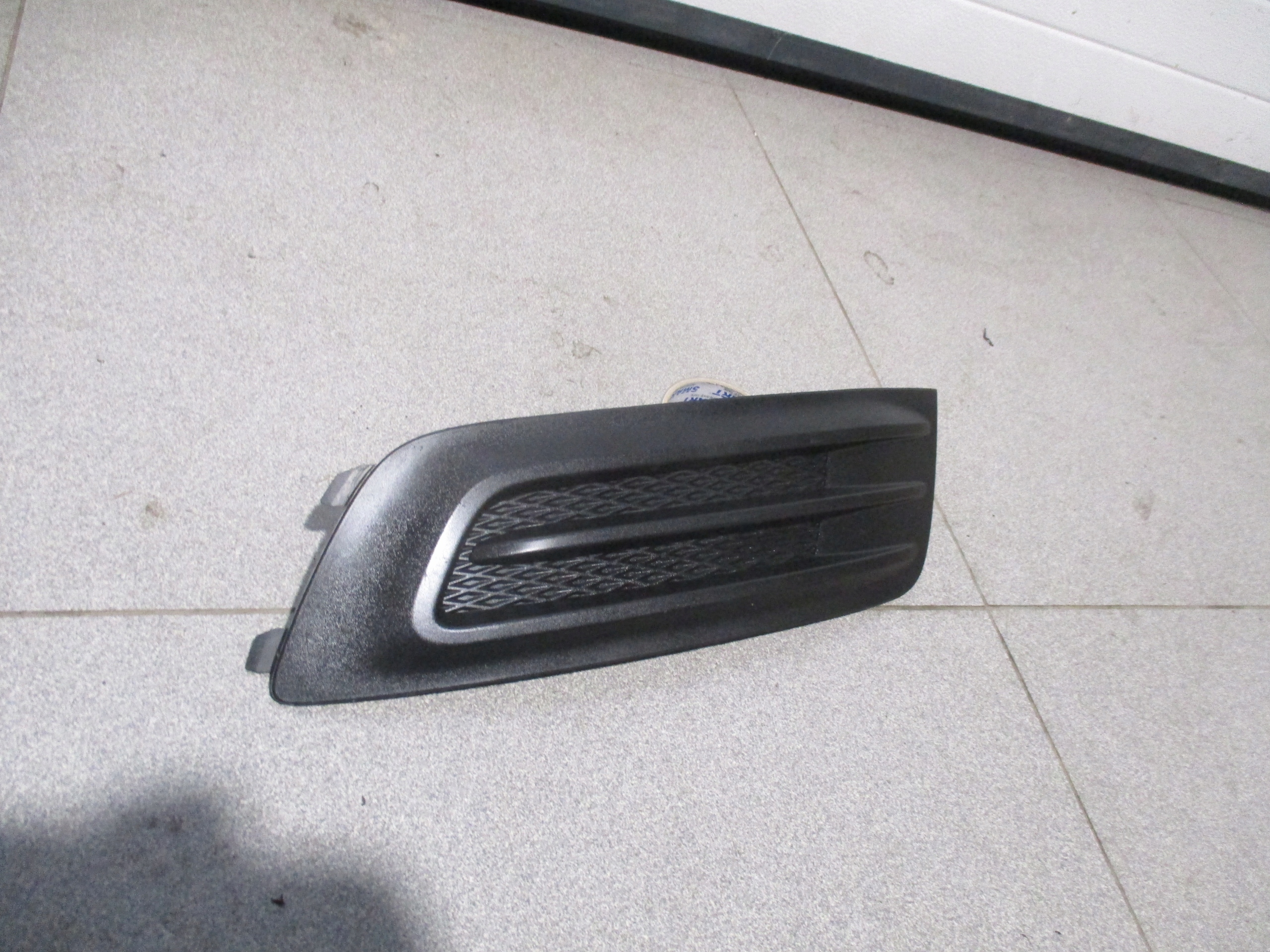 grid of a bumper left front Ford C- MAX II Lift F1CB-R19953-AA