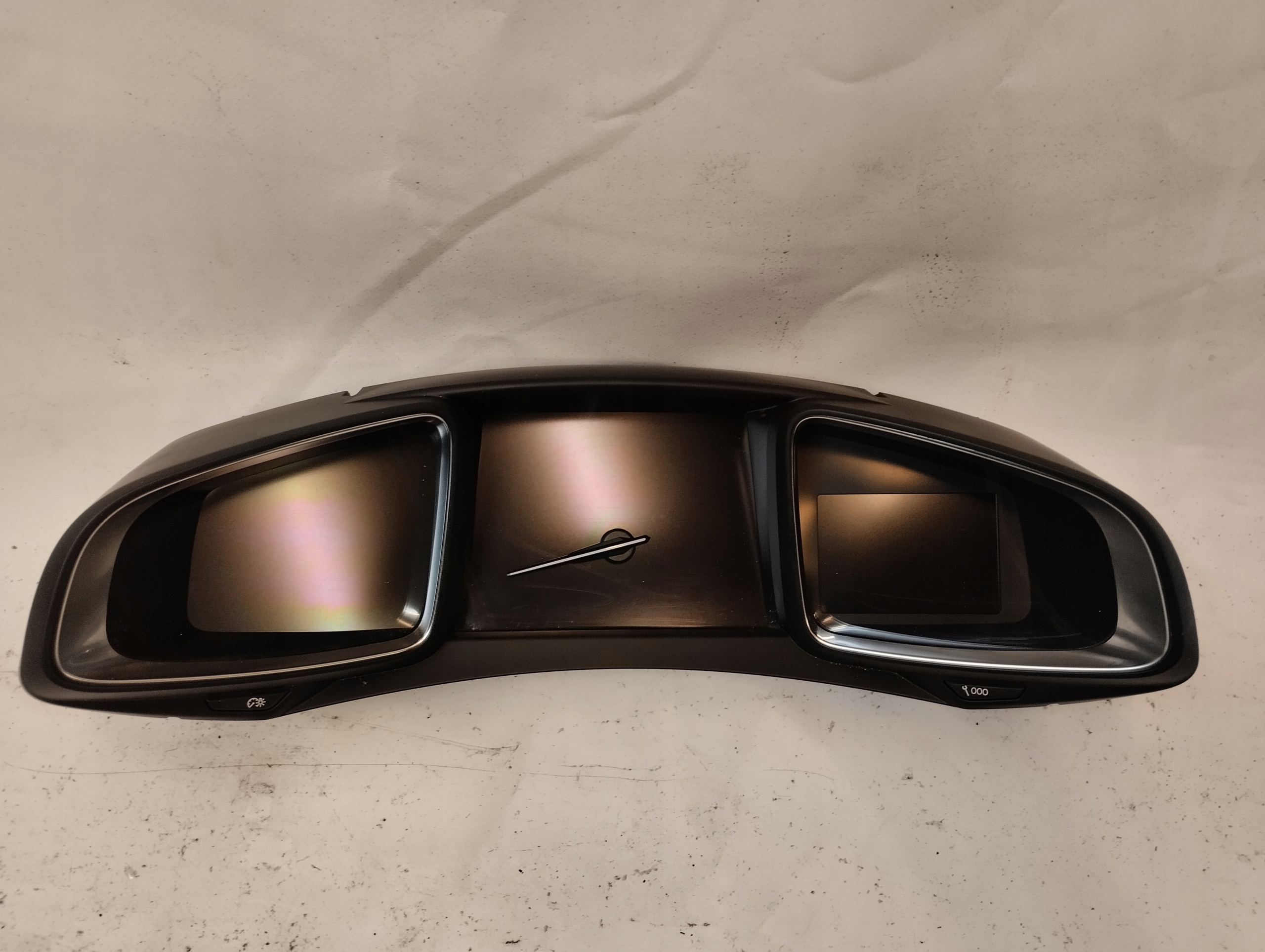 CITROEN DS5 2.0 HDI dials 9677066880