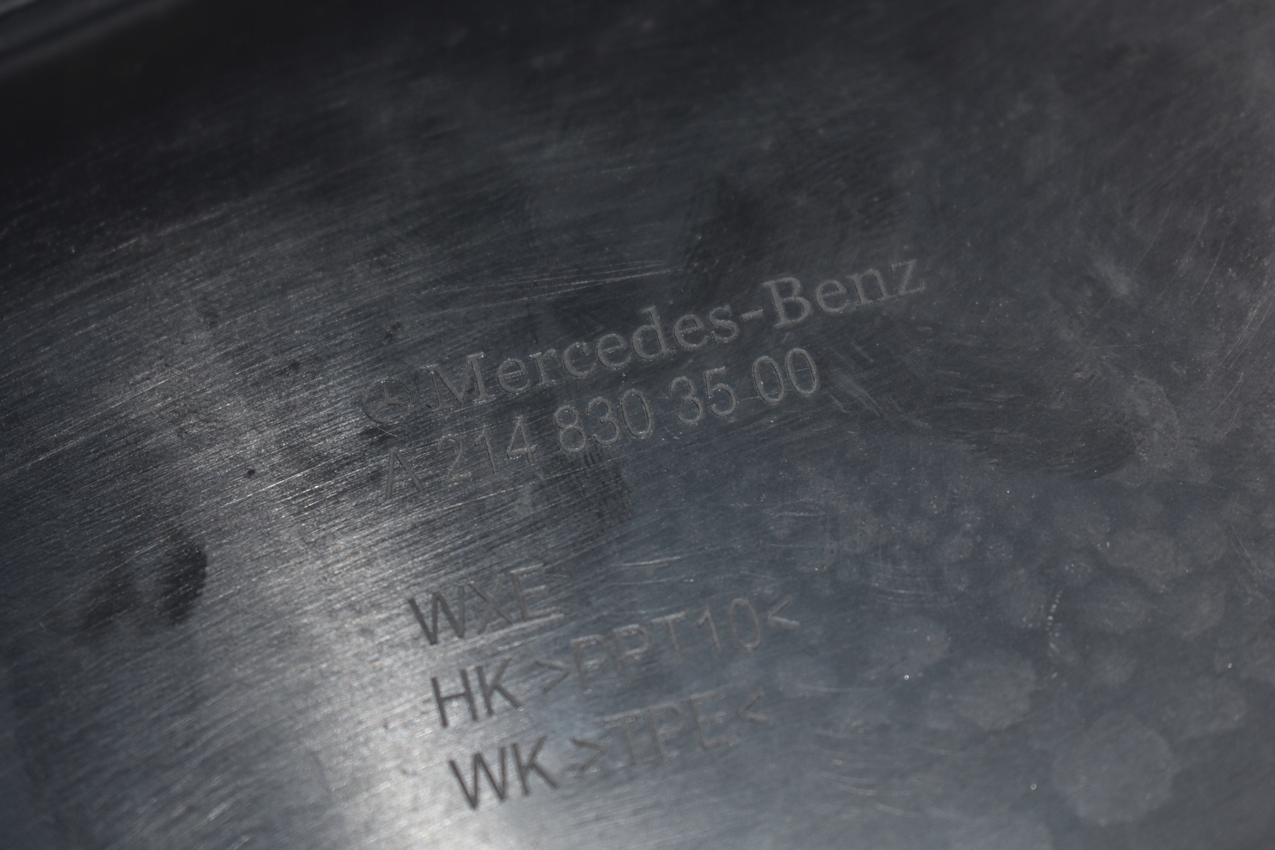 IDEALNE torpedo right MERCEDES W214 1