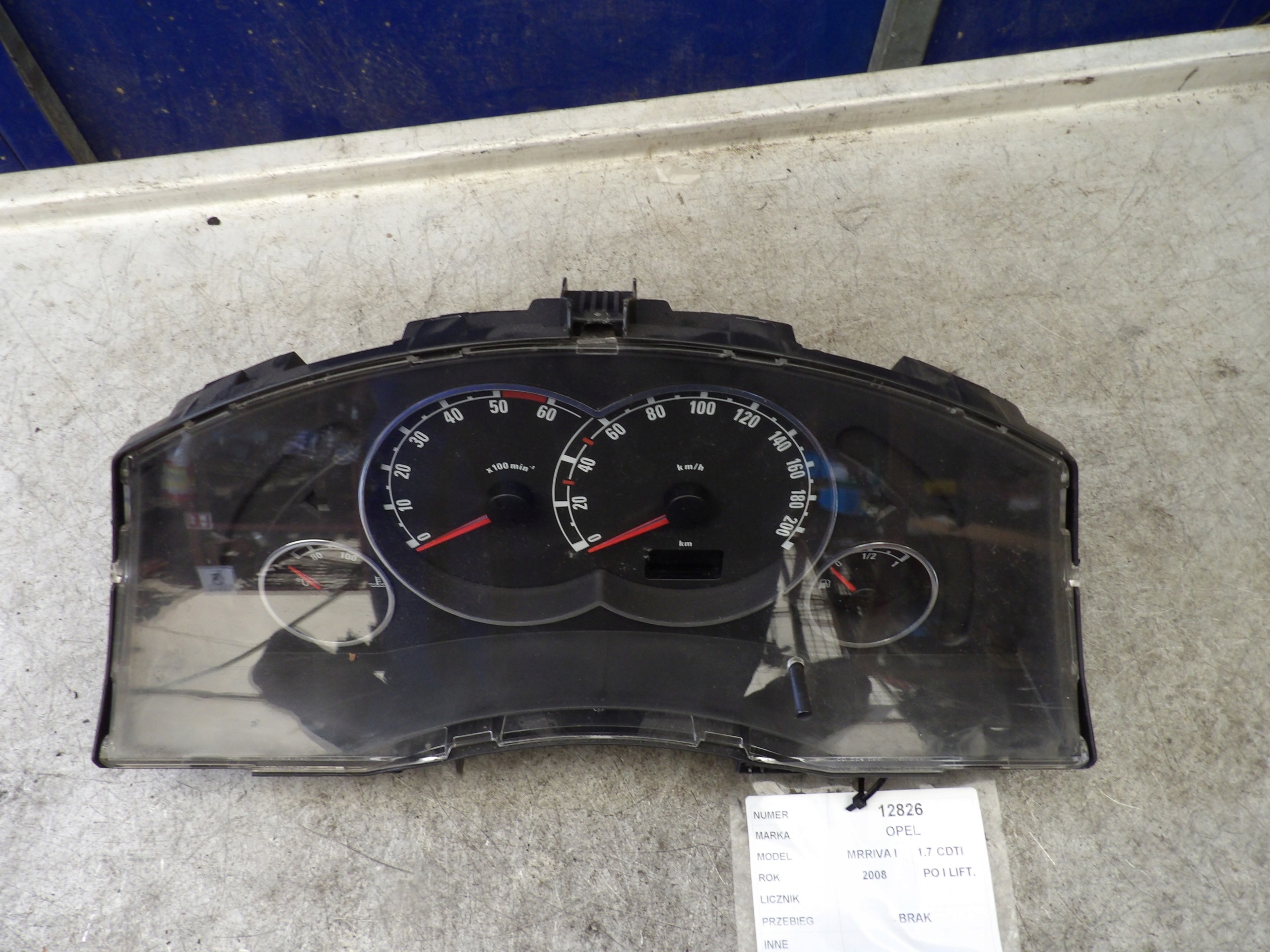 Opel Meriva e 1,7 CDTI liczniki