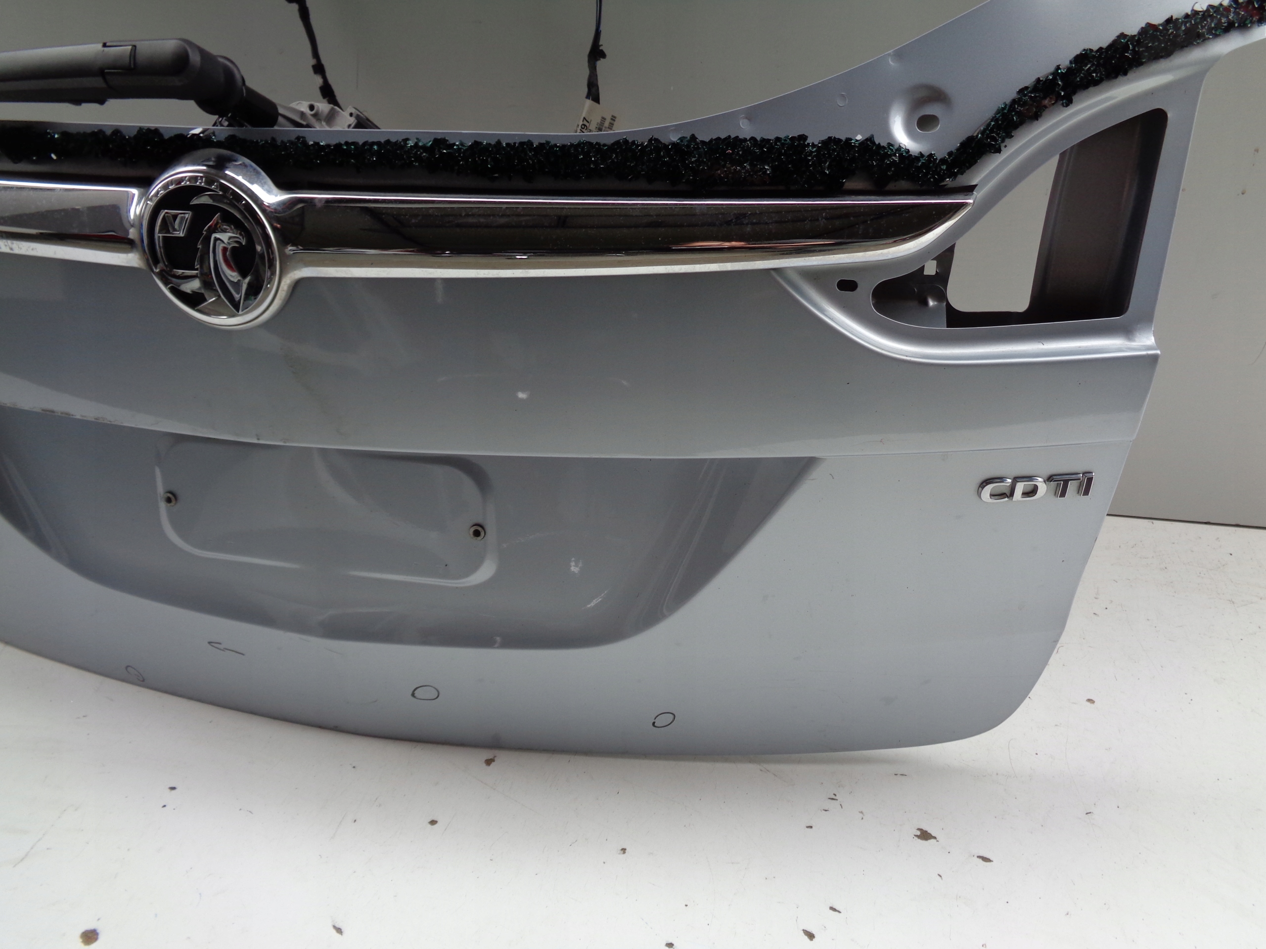 boot doors OPEL ZAFIRA C 12- NR 51738