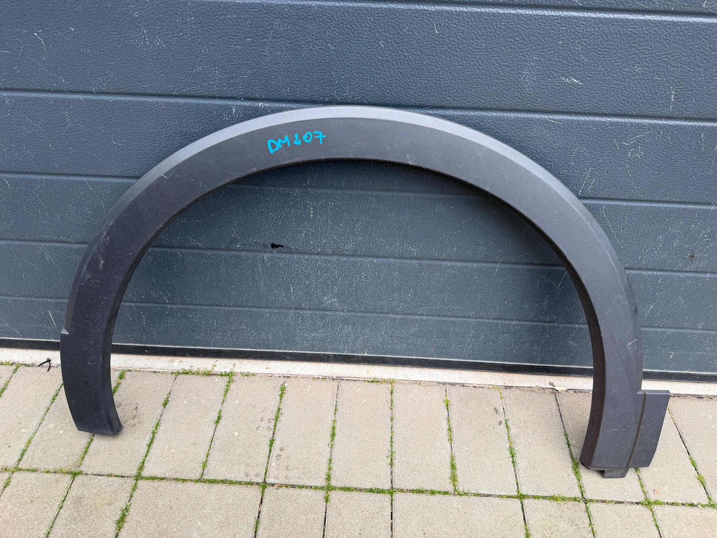 Vw T-cross 18- moulding left front front