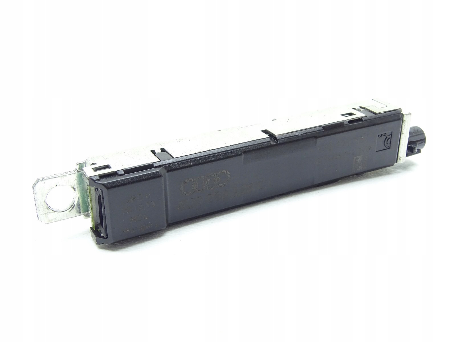 AMPLIFIER MODULE RADIA ANTENY AUDI Q3 8U 11- 8U0035225C