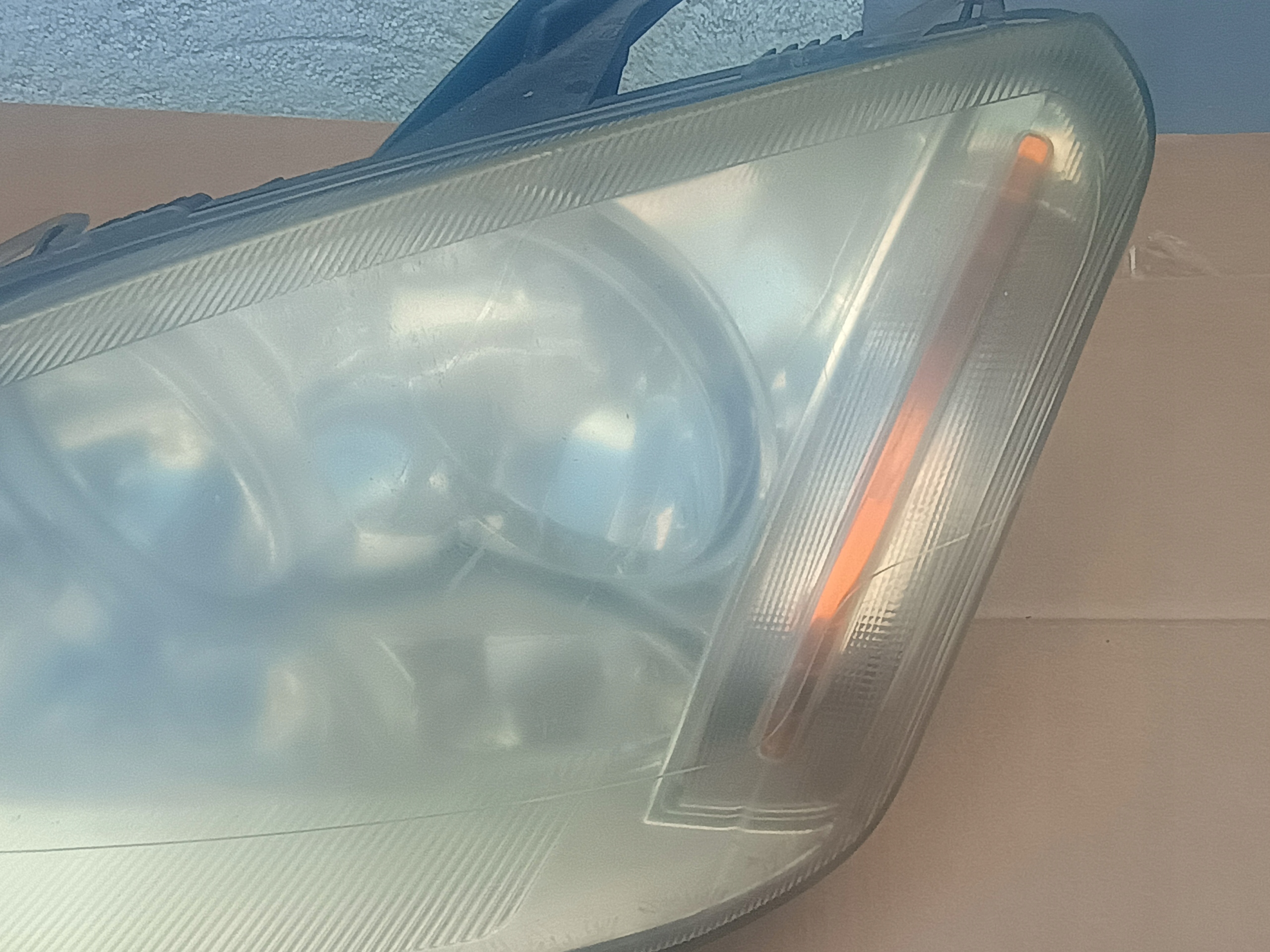light front left FORD C MAX