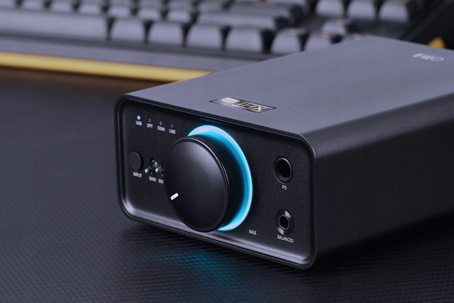 FiiO K7 - wzmacniacz słuchawkowy z DAC USB Waga produktu 610 g