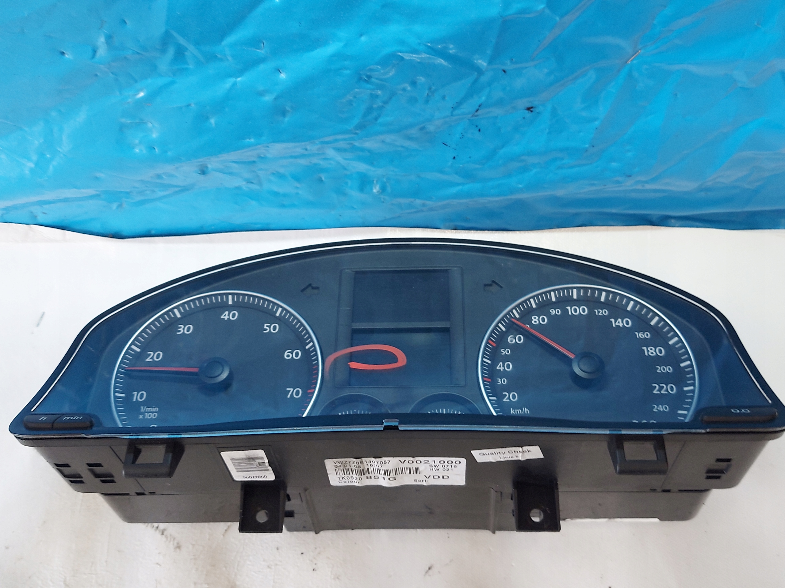 dials clock GOLF V 1.6 FSI 1K0920851G