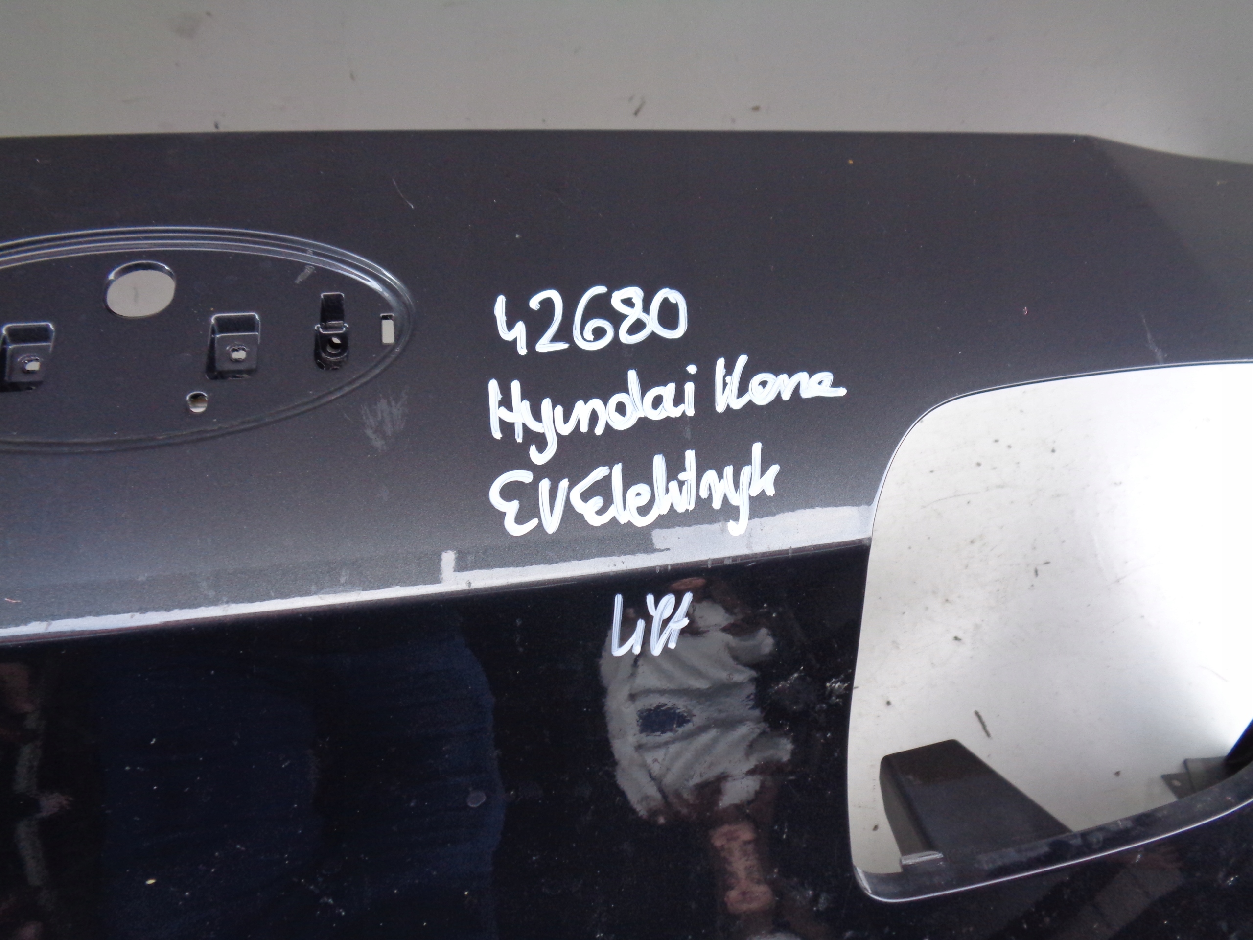 ZDERZAK PRZEDNI HYUNDAI KONA ELEKTRYK EV LIFT NR 42680 Strona zabudowy przód