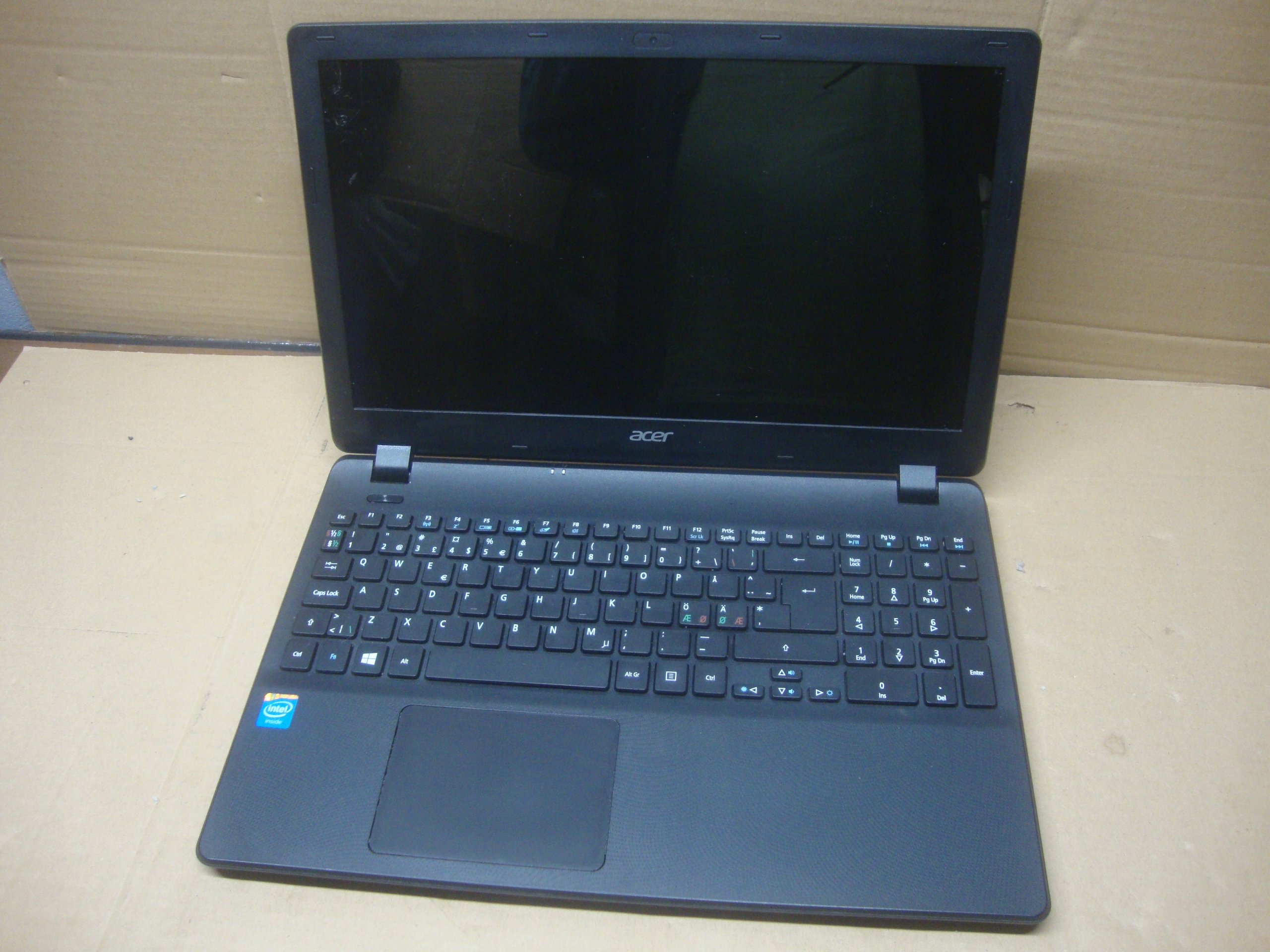 Acer Aspire ES1-512 8GB/1000Gb OK