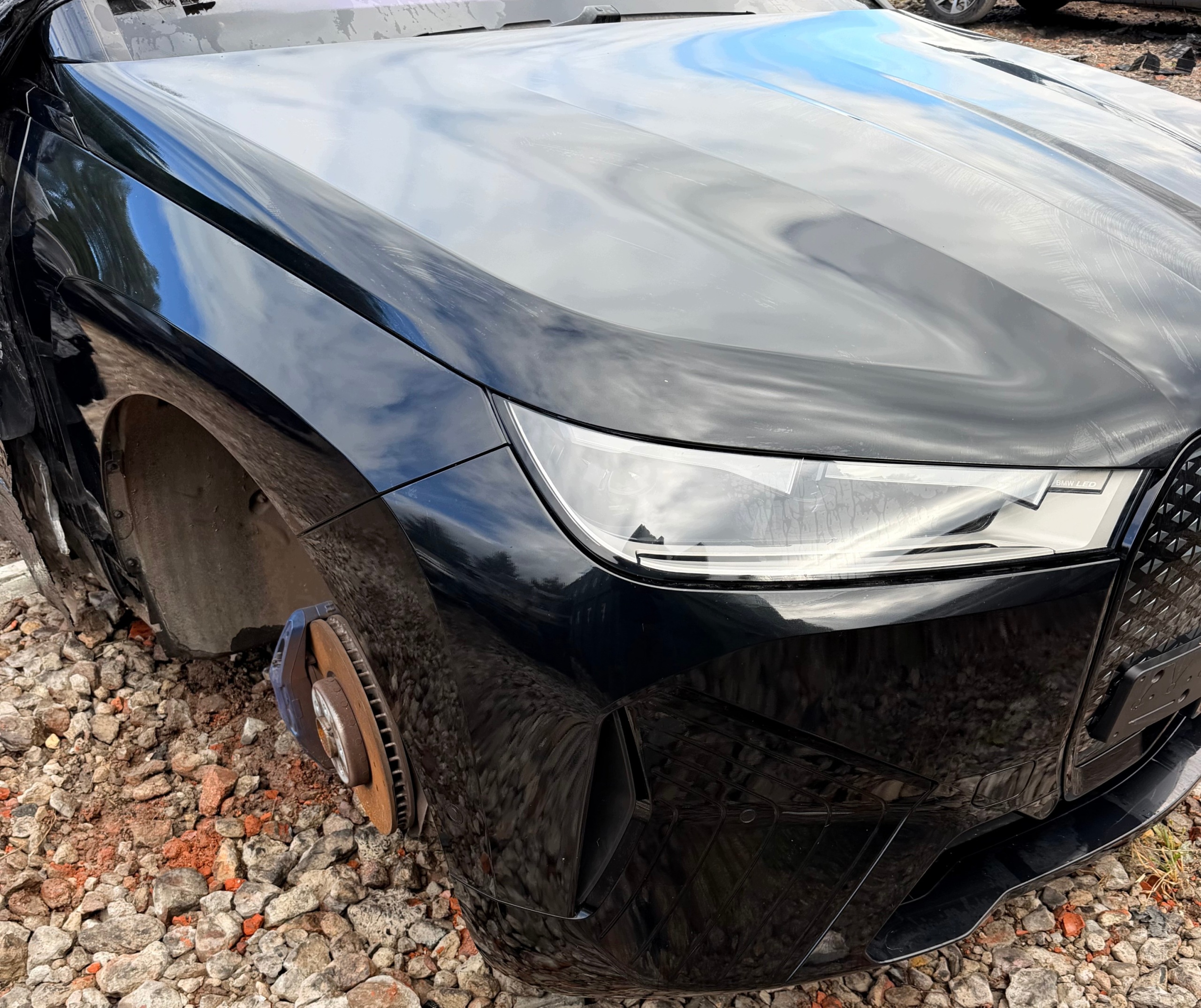 complete front bonnet bumper support panel for radiators lights BMW iX I20 LAK: 475 (21-25)