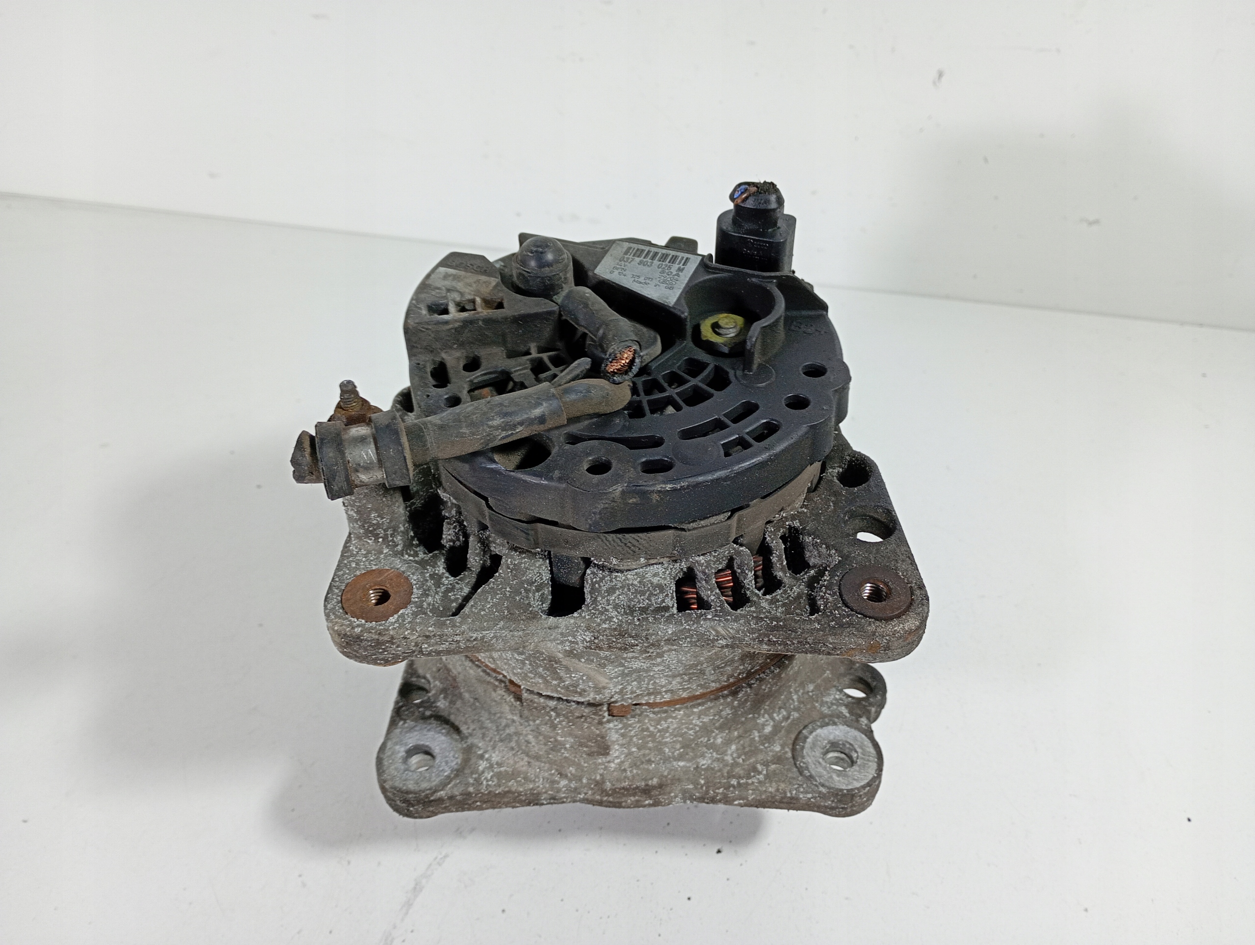 Skoda Roomster 06-10 alternator OE 037903025M