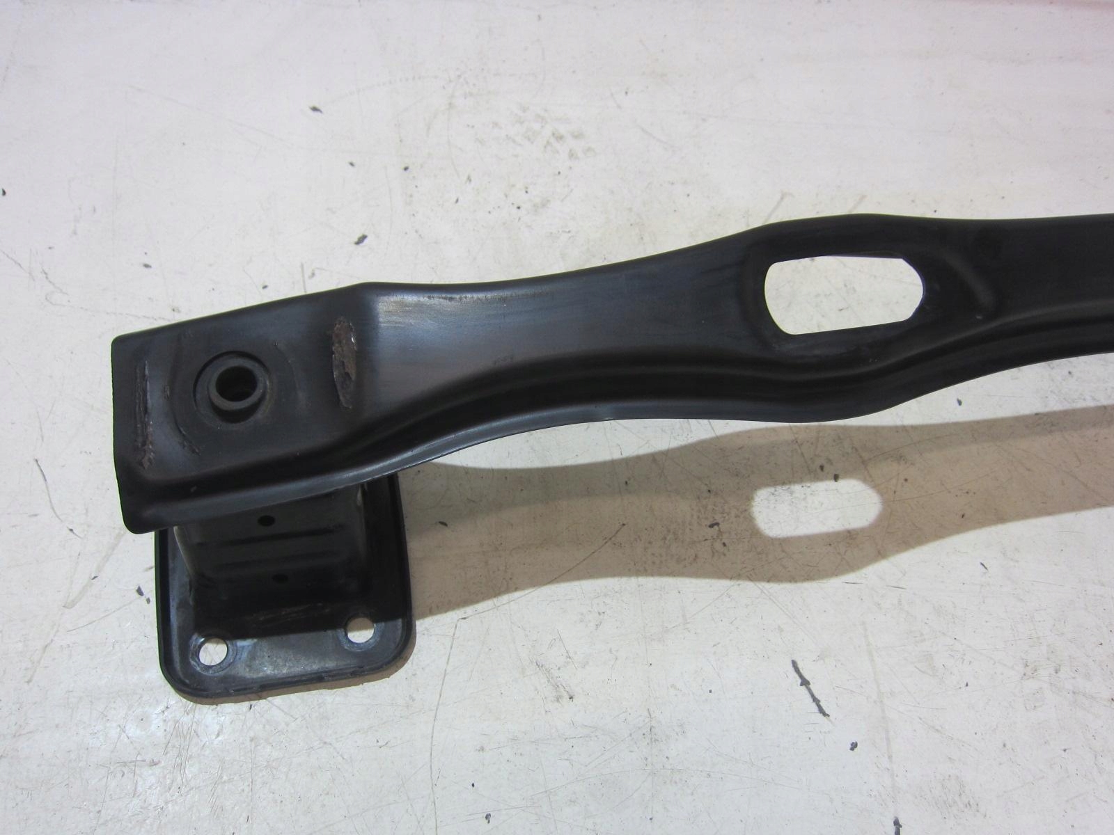 BMW E70 X5 TRAVERSA paraurti posteriore posteriore 7158449