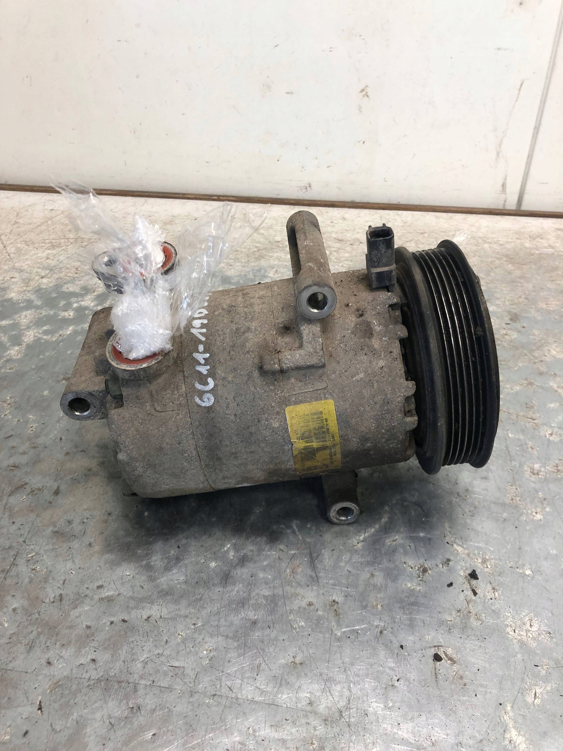 compressor compressor; of the air conditioning FORD TRANSIT MK7 6C11-19D629-AD