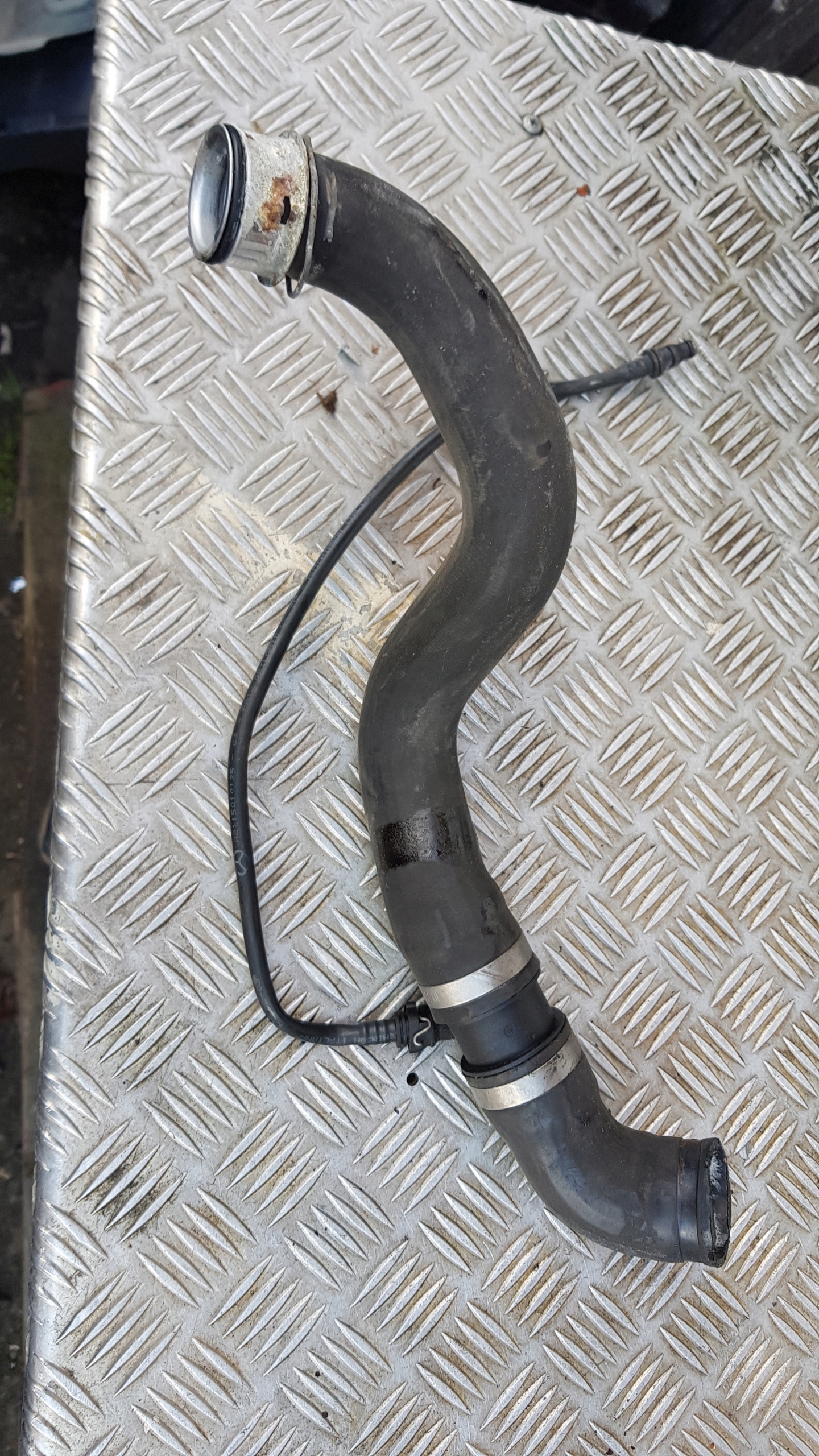 MERCEDES W211 wiring pipe A2115012682 radiator