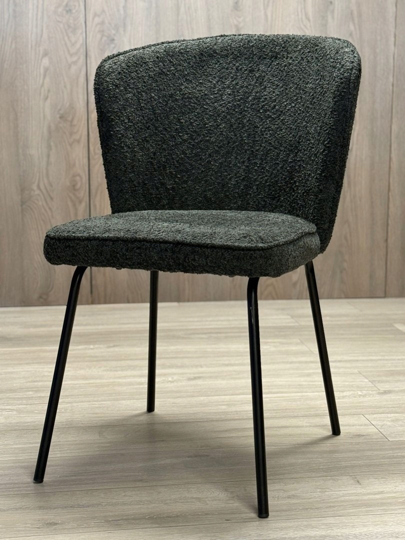 Čalouněná židle Teddy Black Lugano
