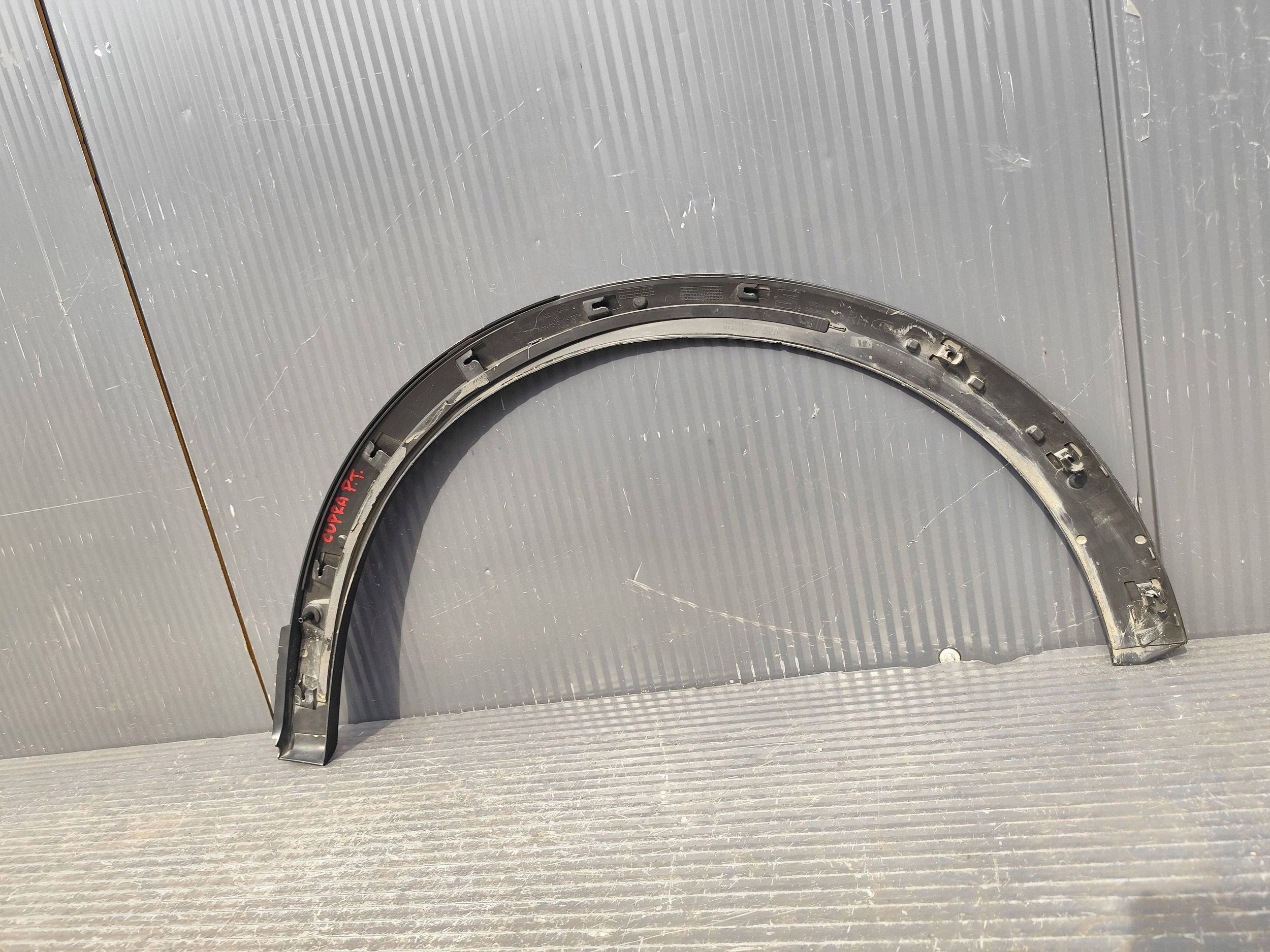 CUPRA FORMENTOR modanatura parafango posteriore Destro 5FF853818