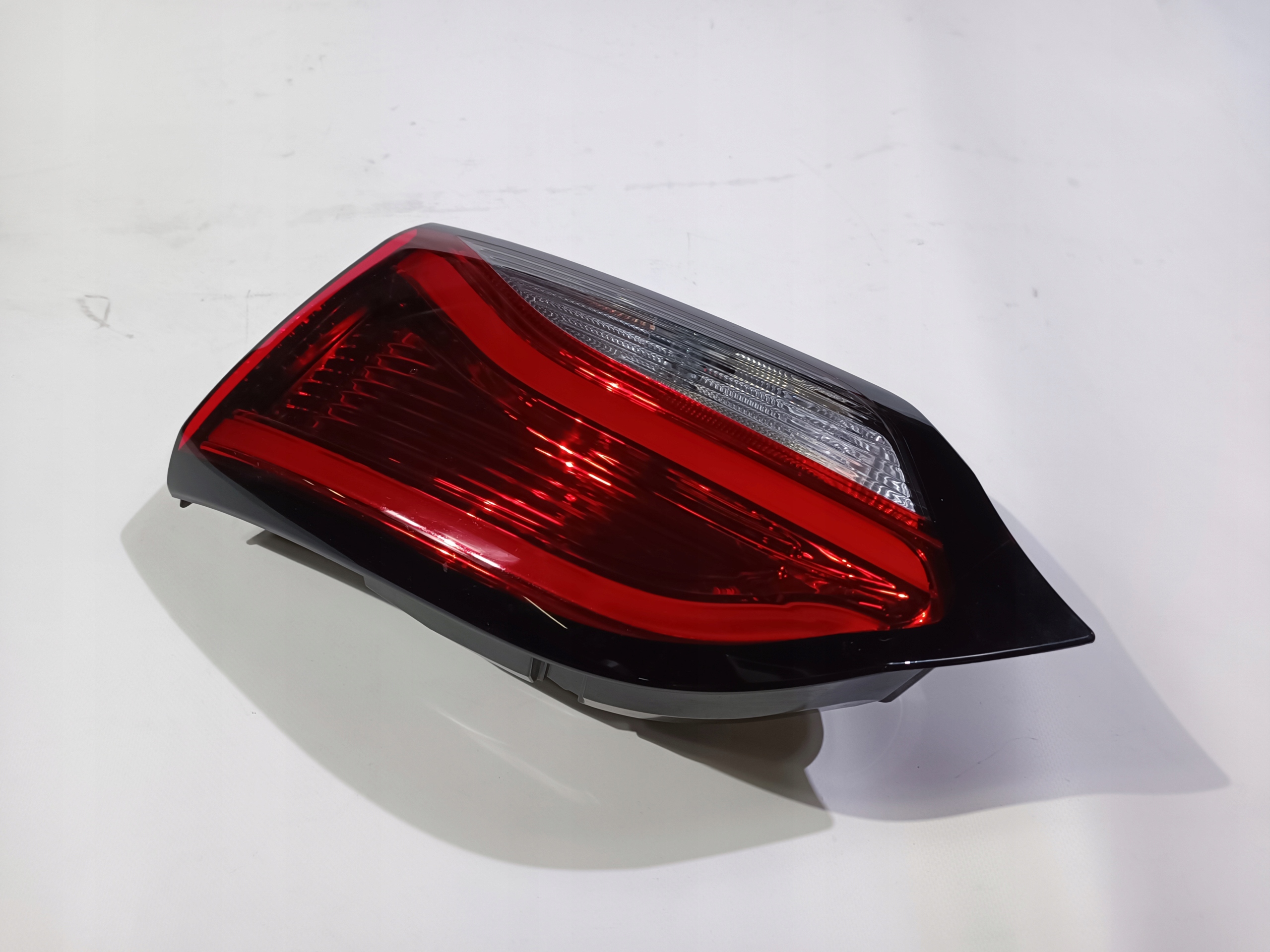 light rear part rear right to the bonnet LED ledowa Chrysler Pacifica 2017
