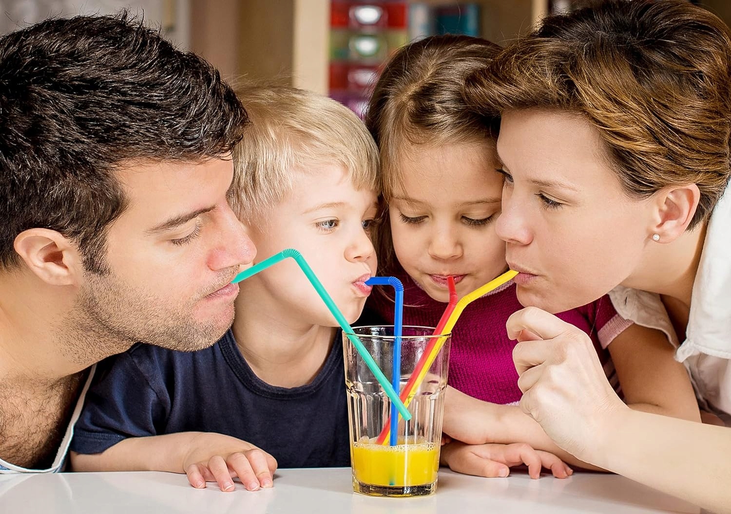 SŁOMKI RURKI DO PICIA ŁAMANE PLASTIKOWE JEDNORAZOWE KOLOROWE ZESTAW 600szt Marka inna marka