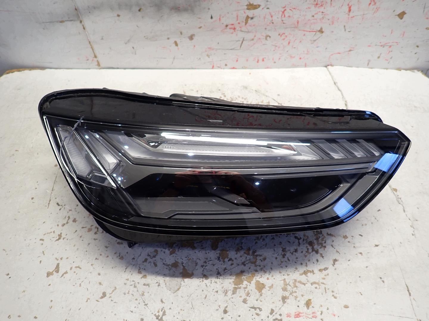 light front right AUDI Q5 II LIFT 2020- FULL LED 80A941036E MATRIX