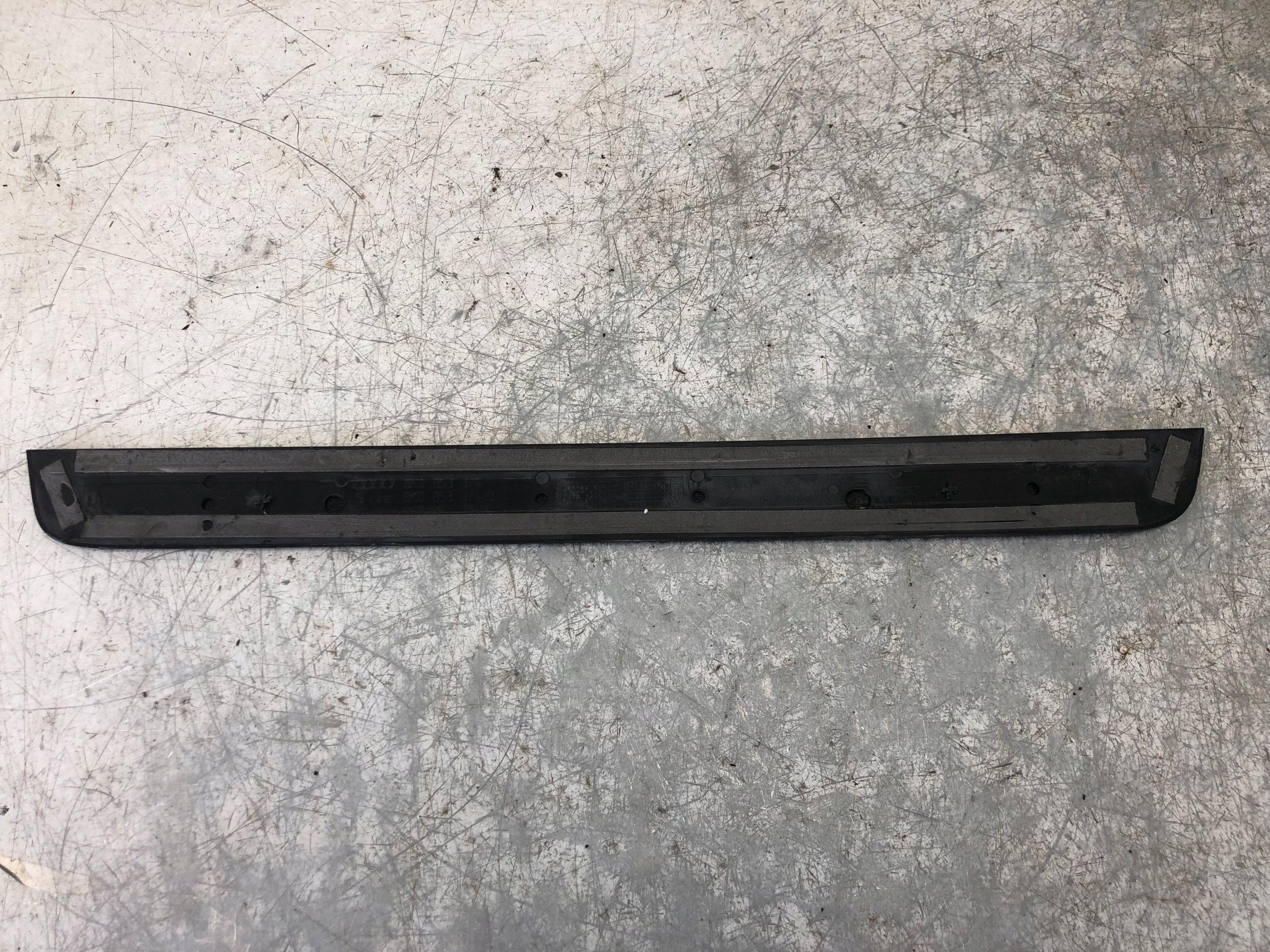 moulding threshold right front S-LINE AUDI A4 B8 LIFT
