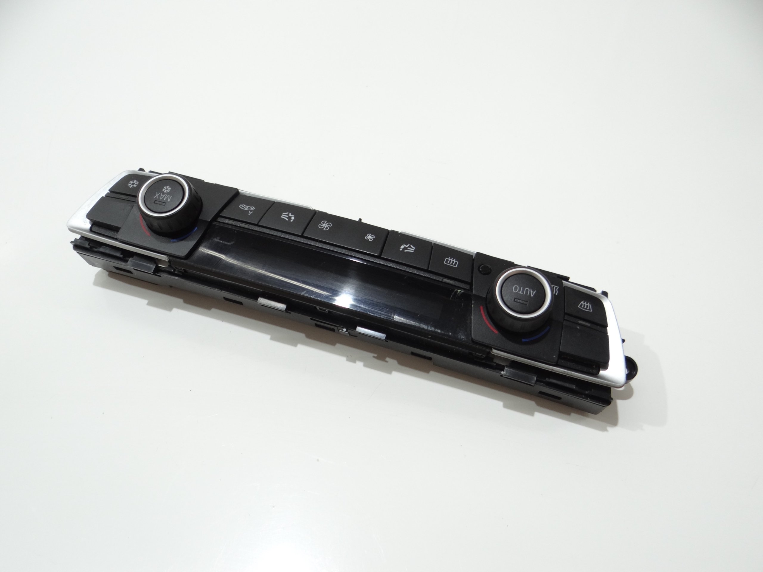 PANEL Bedienteil des lüfters klimaanlage BMW F30 (16707745)