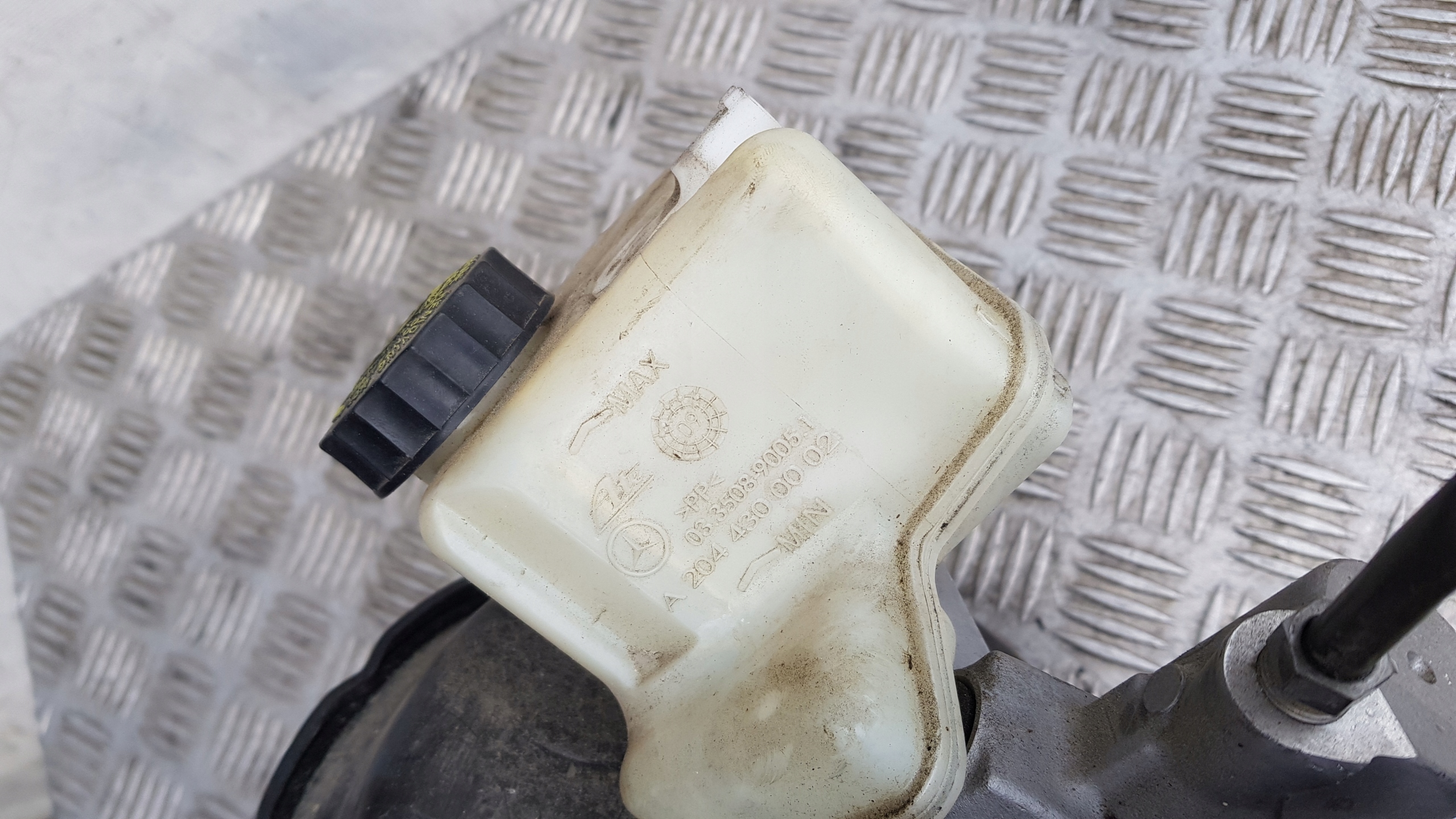 MERCEDES W212 2.2 CDI servo Servofreno A2124300930