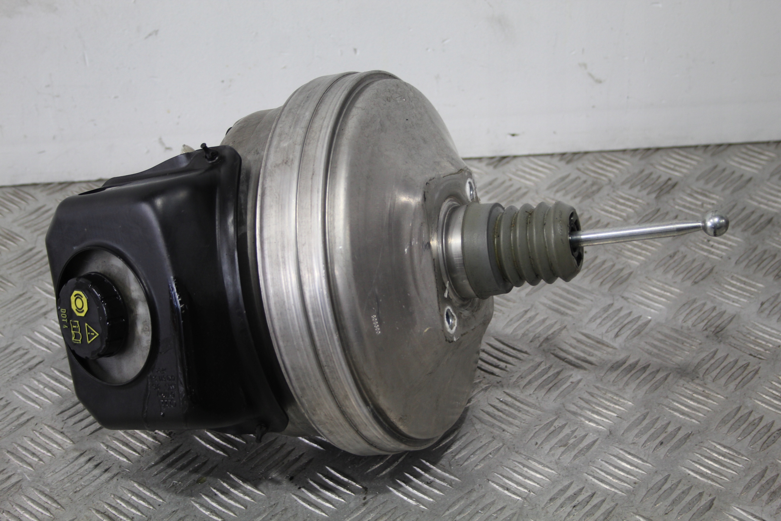 SERVO POMPA HAMULVOWA AUDI A6 C8 4K0 4K5