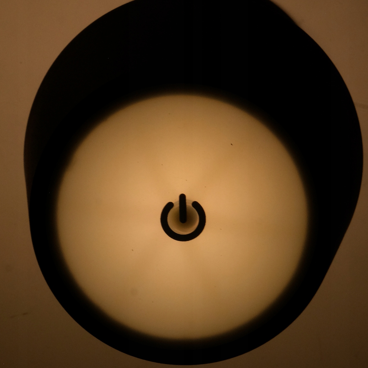 LAMPKA STOŁOWA TURYSTYCZNA LED USB BRUNNER LUCIEN Marka Brunner