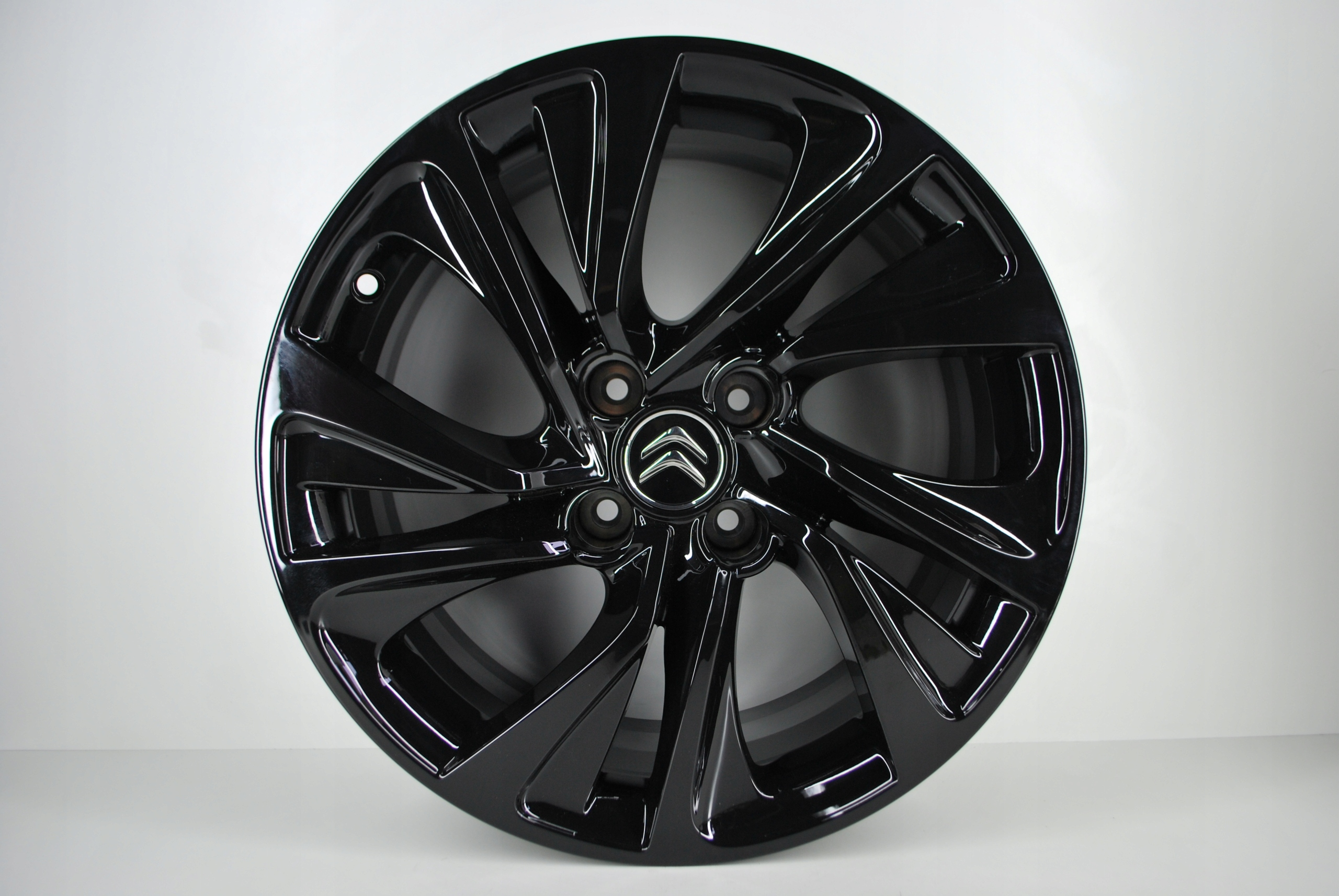 17" 4x108 CITROEN C3 C4 BERLINGO Kod producenta 9688832277