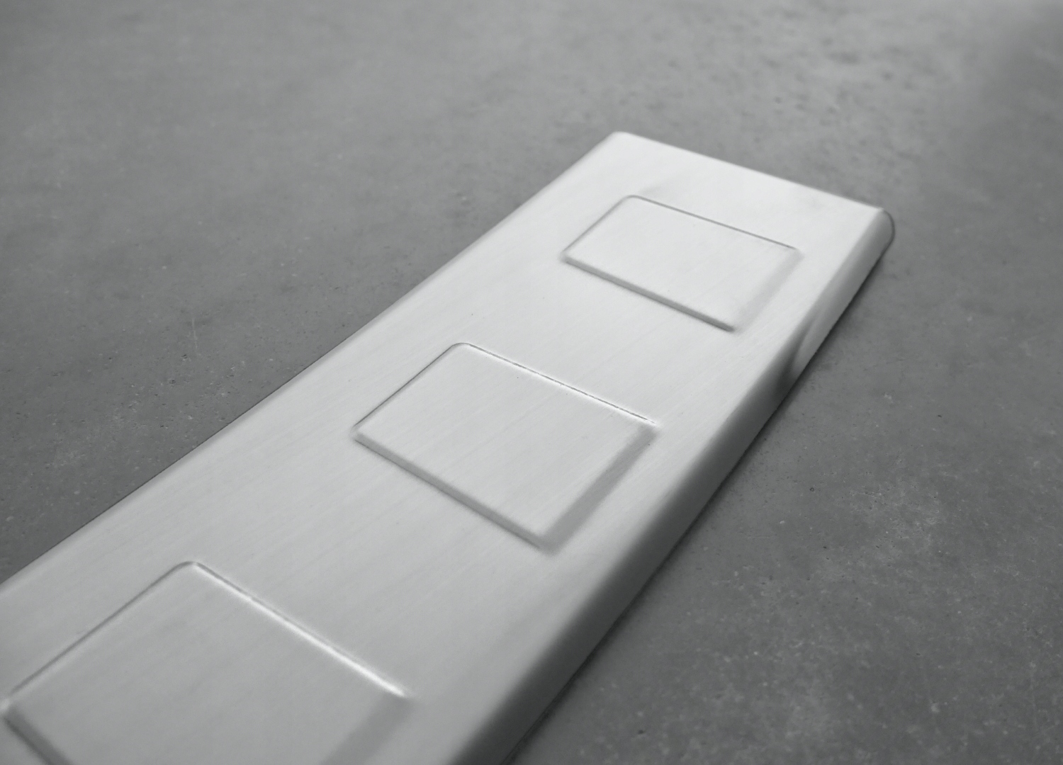 Listwa tylnego zderzaka Opel Meriva B 2010-2017 Producent Omtec