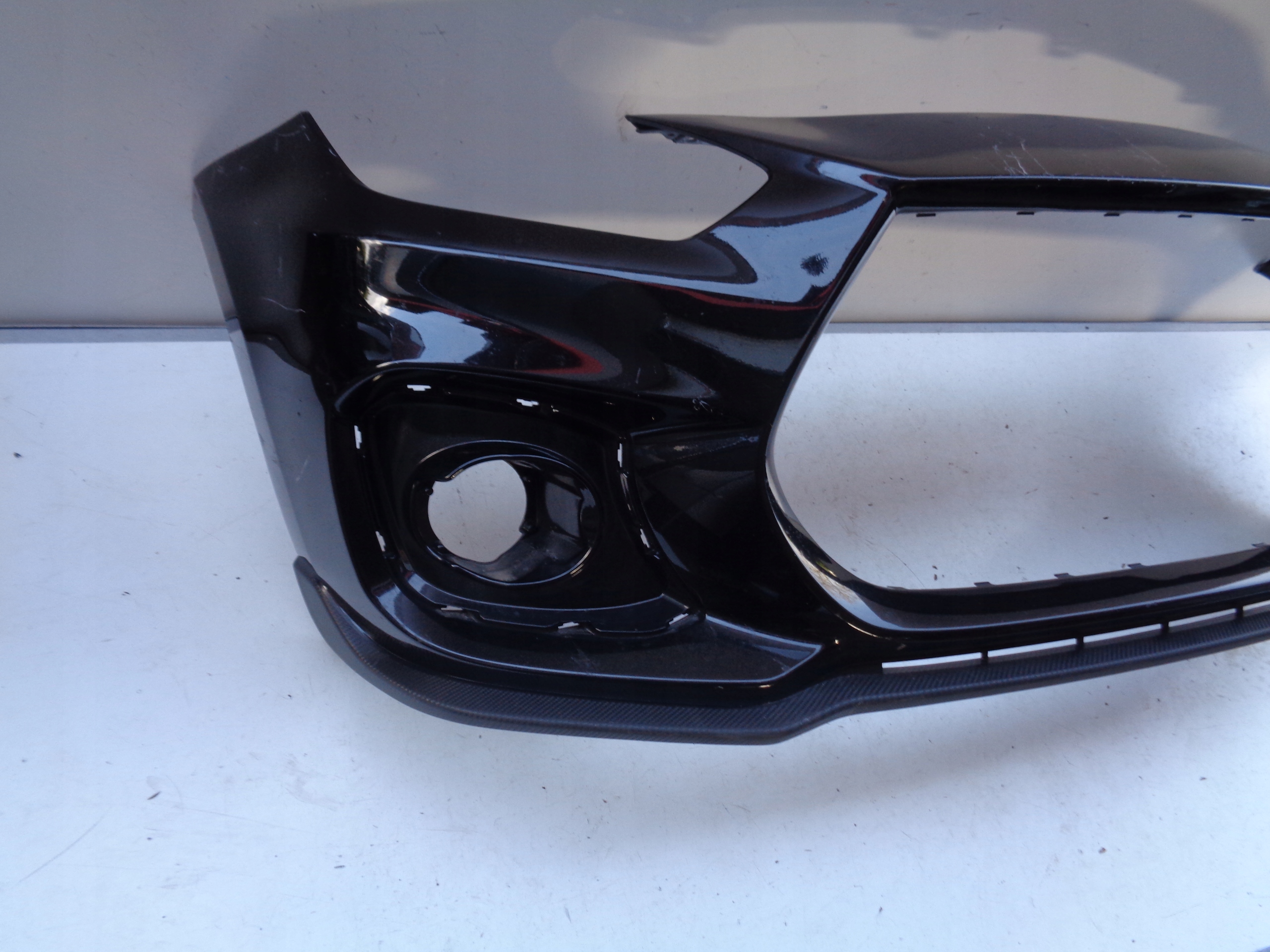 FRONTSTOSSSTANGE SUZUKI SWIFT MK8 SPORT 17- NR 32248