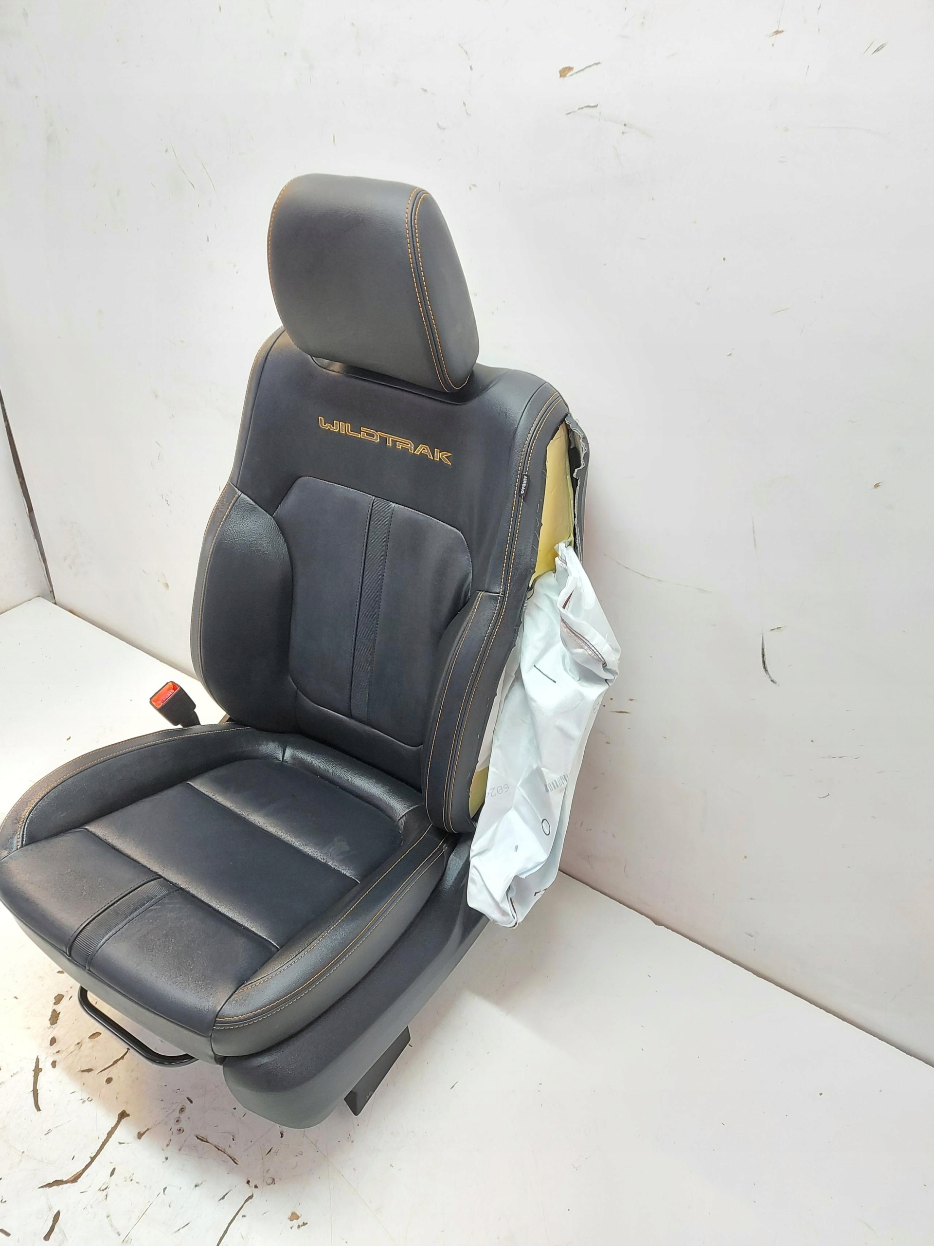 Ford Ranger VI 6 2023r. seat left front front oryg FOTO !