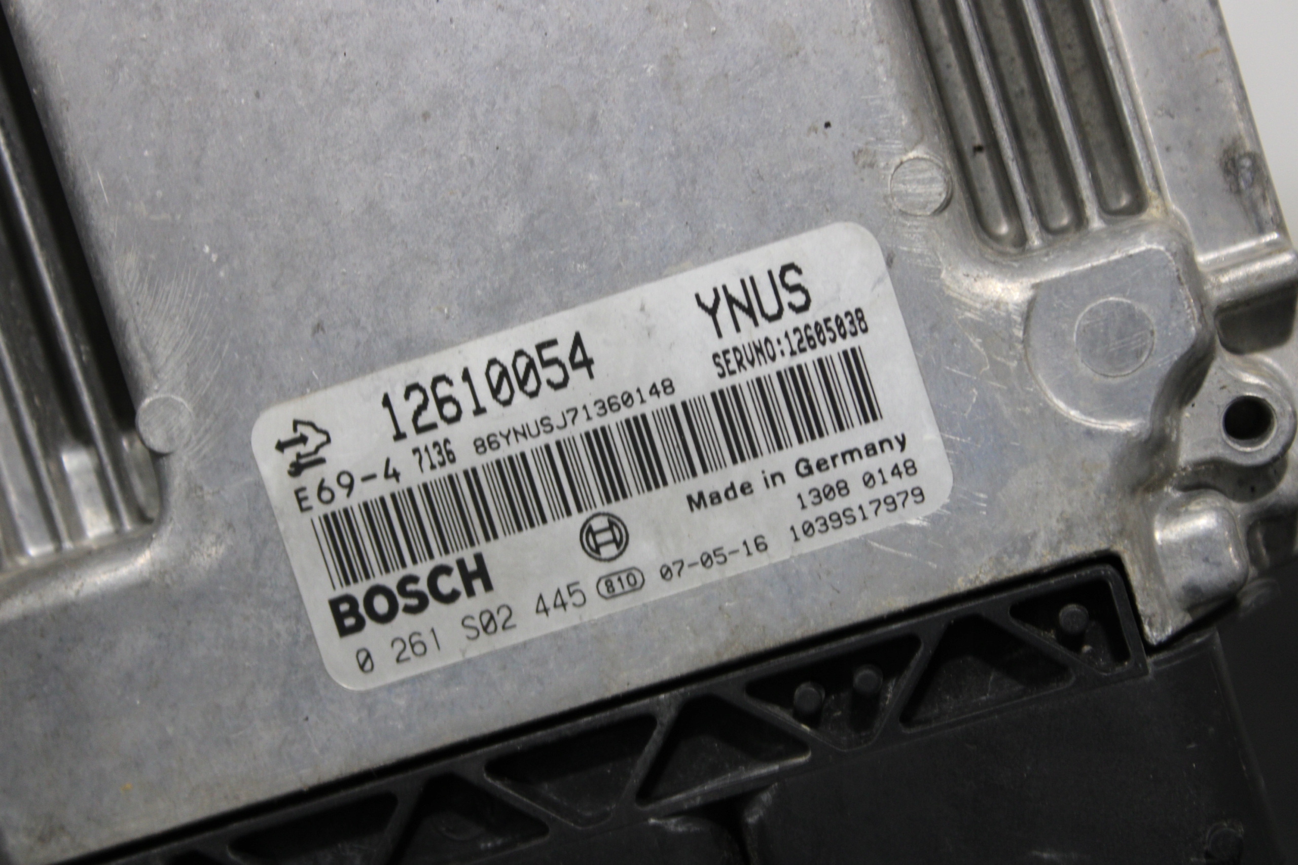 COMPUTER BEDIENTEIL DES MOTORS OPEL GT 12610054