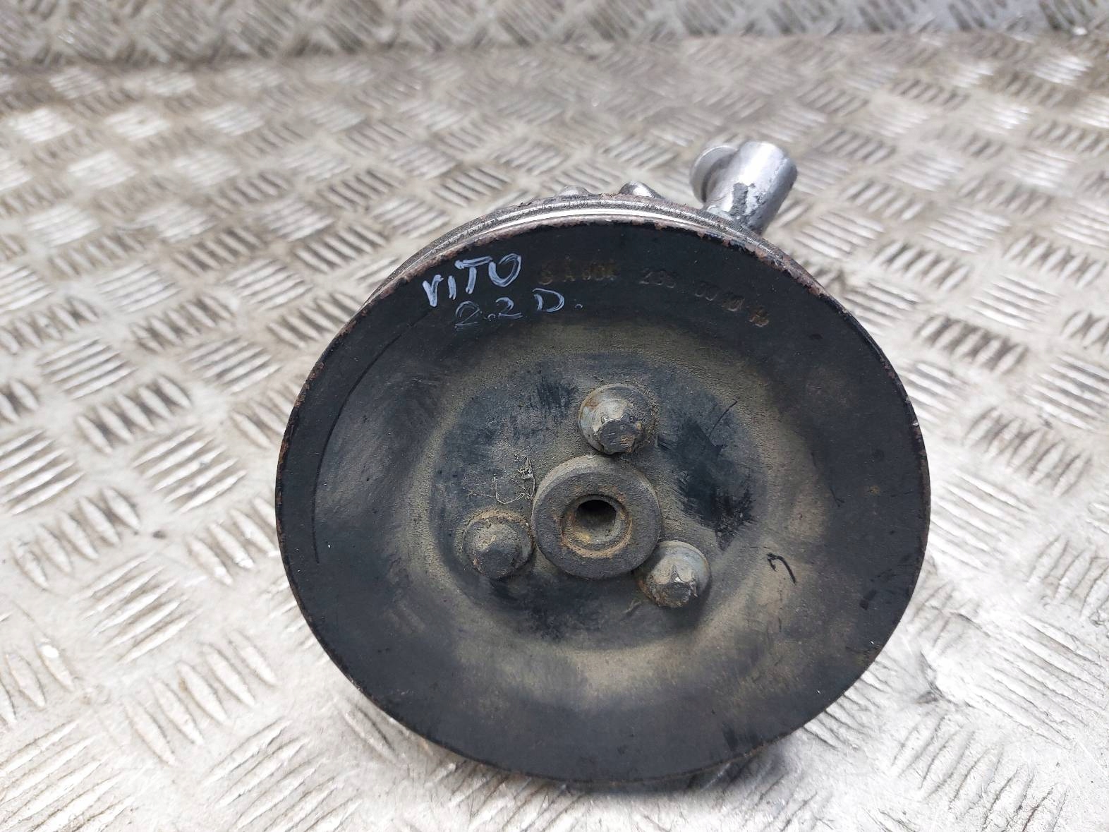 servo pump MERCEDES-BENZ VITO 2.2 D