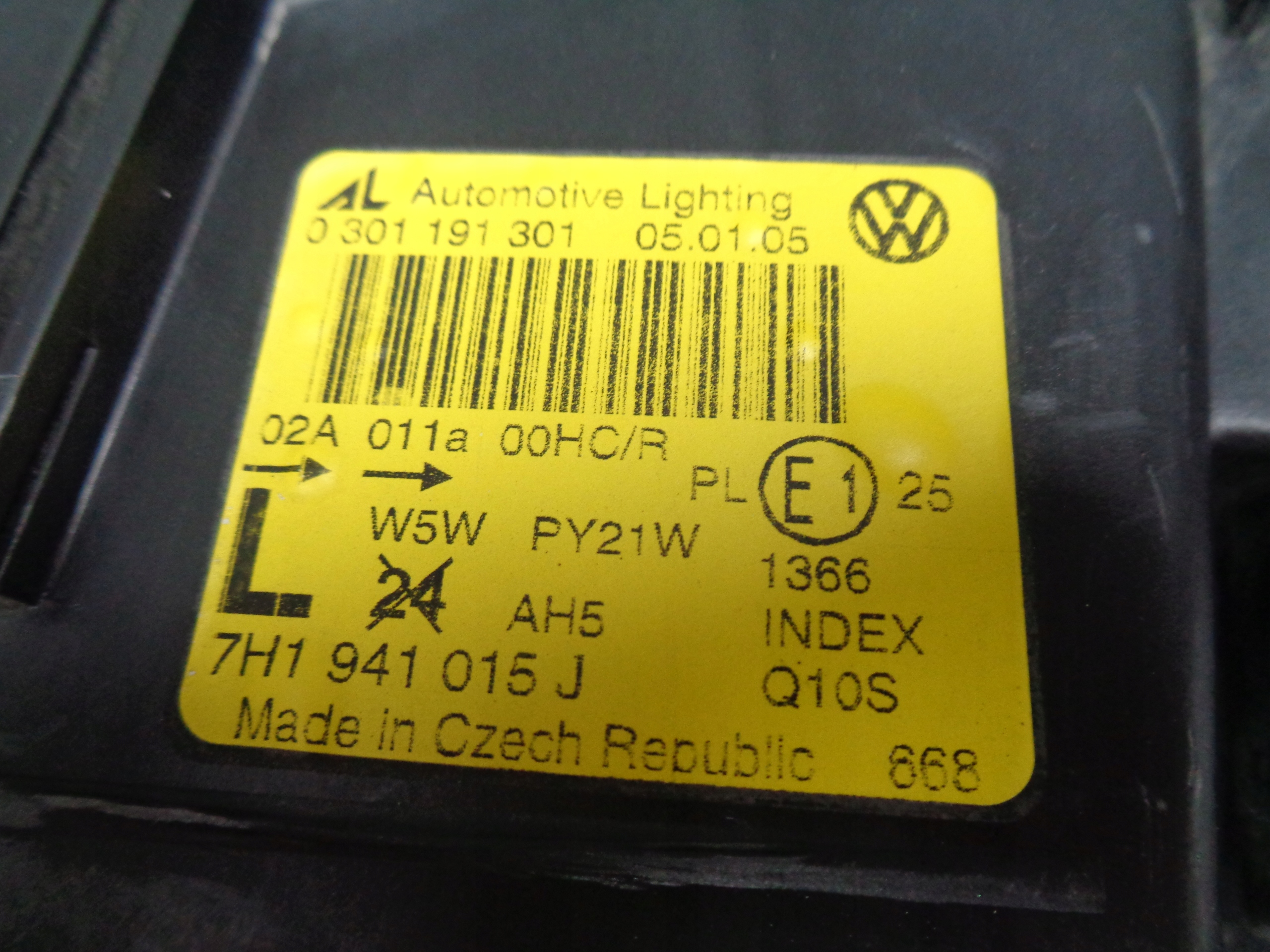 light left REFLEKTOR VW T5 7H 7H0 03-09