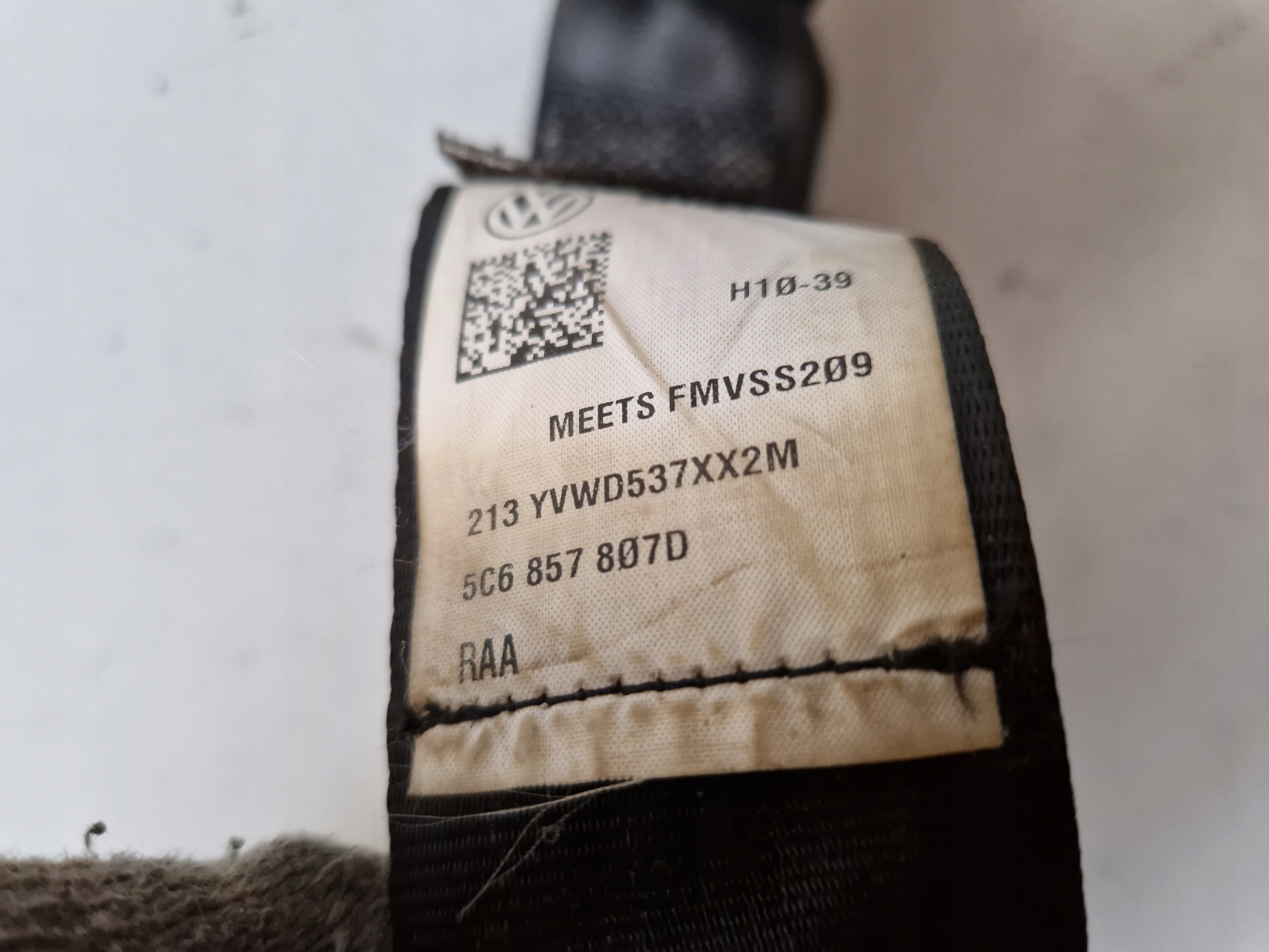 ремень безопасности vw JETTA VI 5C6 2.0 5C6857807D