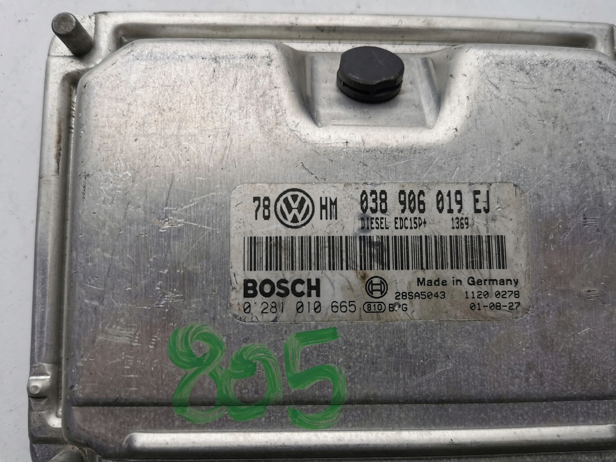 VW PASSAT 1.9TDI 0281010665 038906019EJ Computer E